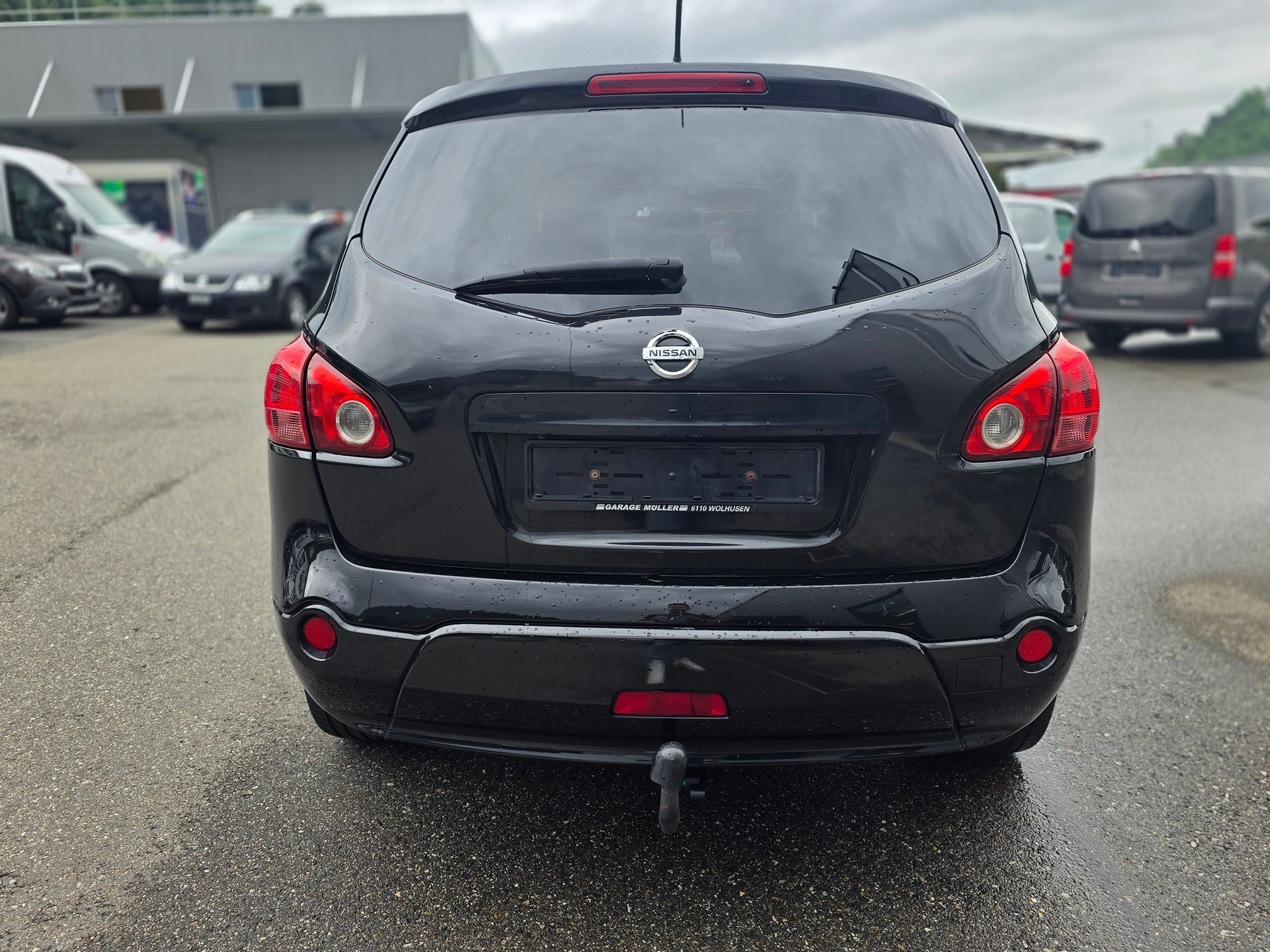 NISSAN Qashqai+2 — zdjęcie 4
