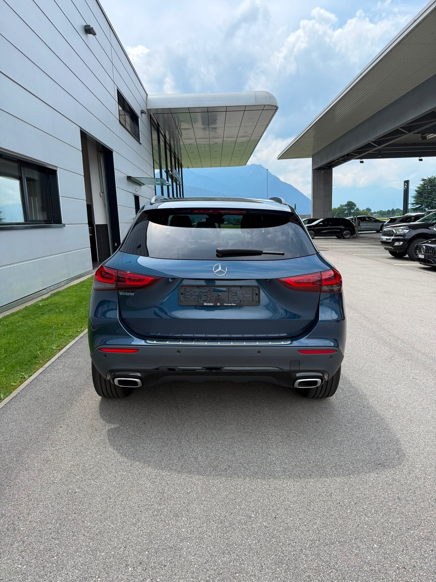 MERCEDES-BENZ GLA 250 4MATIC Progressive Line — zdjęcie 3