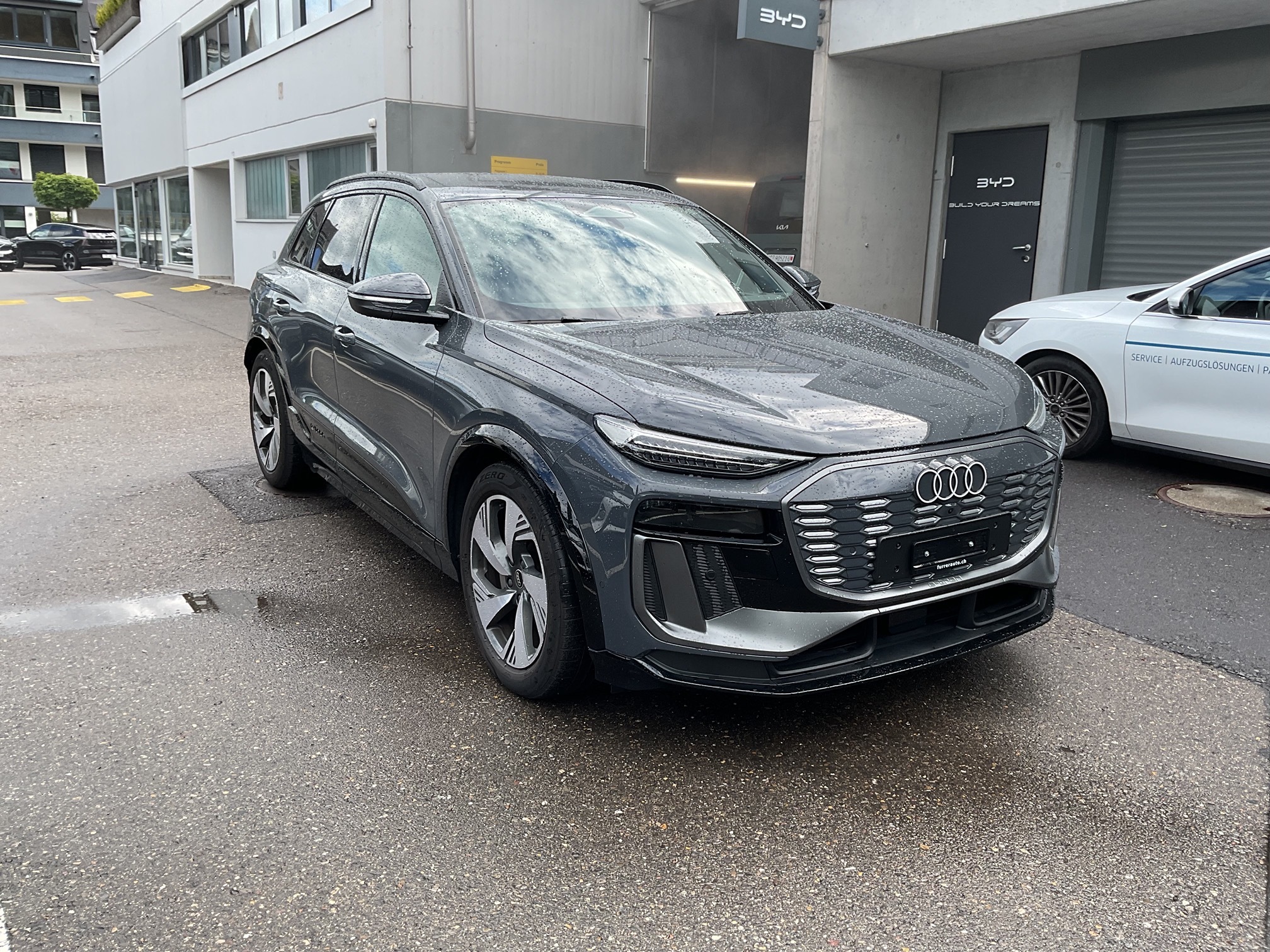 AUDI Q6 e-tron — zdjęcie 8
