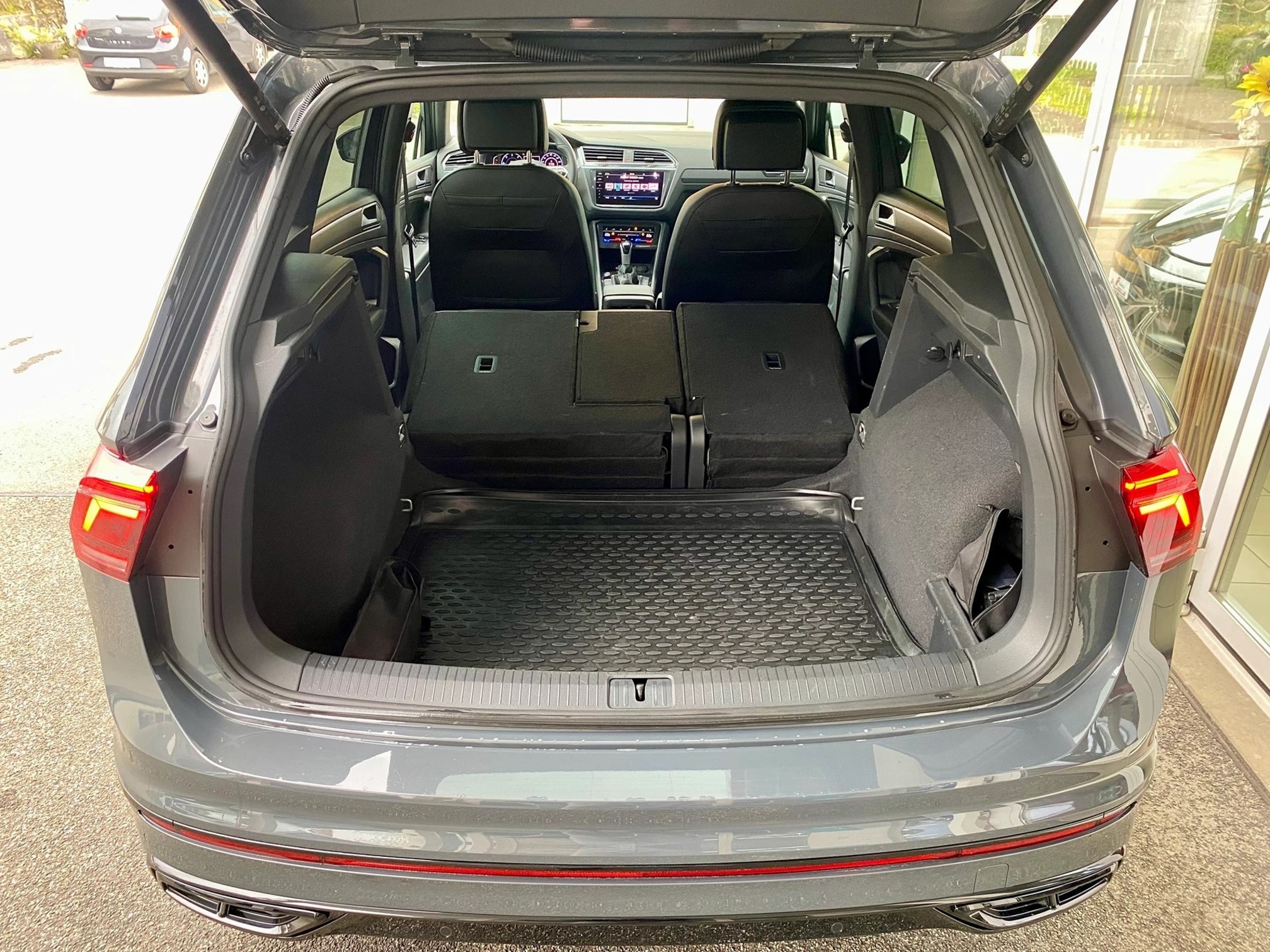 VW Tiguan 2.0 TDI 4M — zdjęcie 12