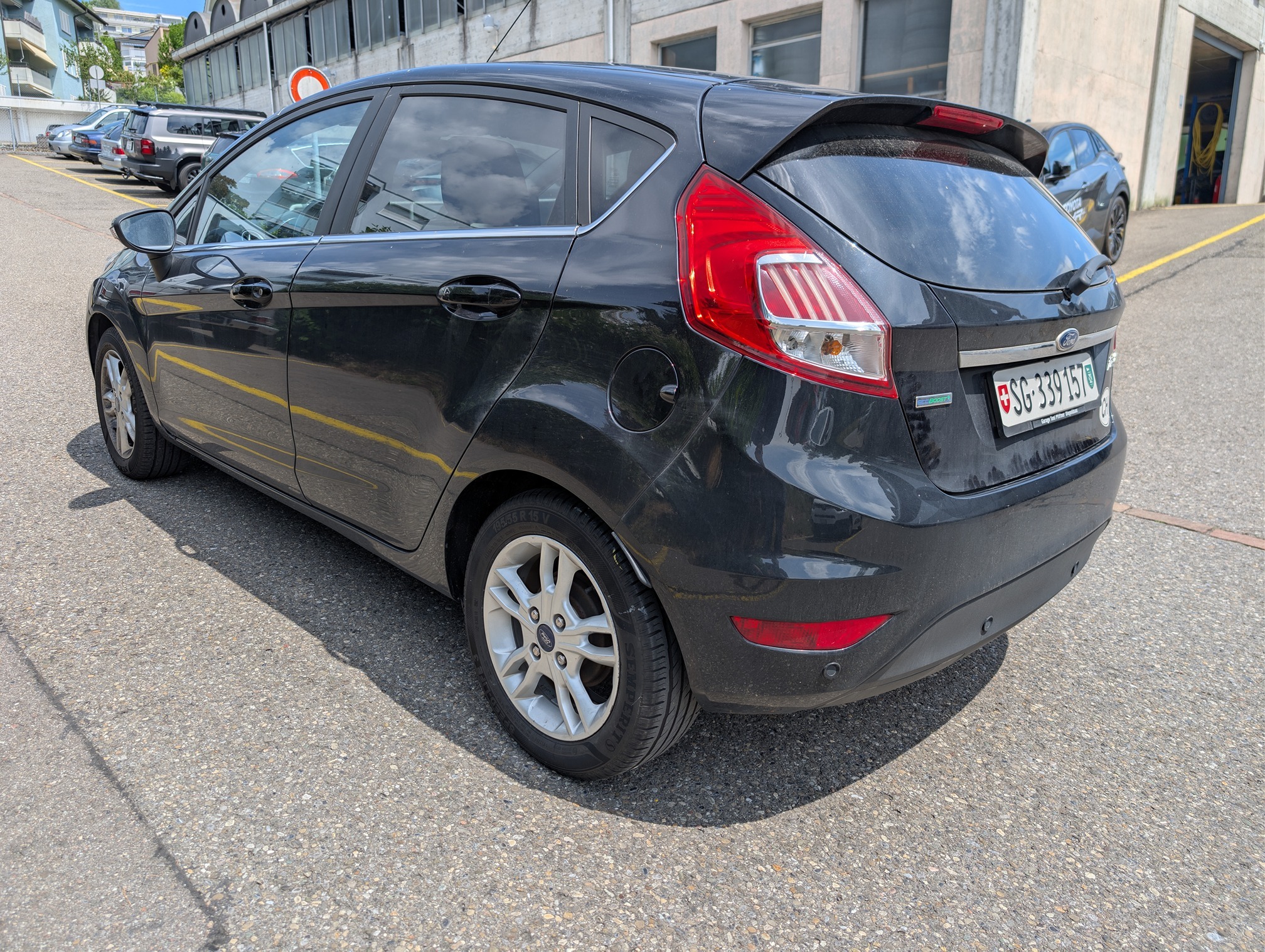 FORD Fiesta — zdjęcie 3