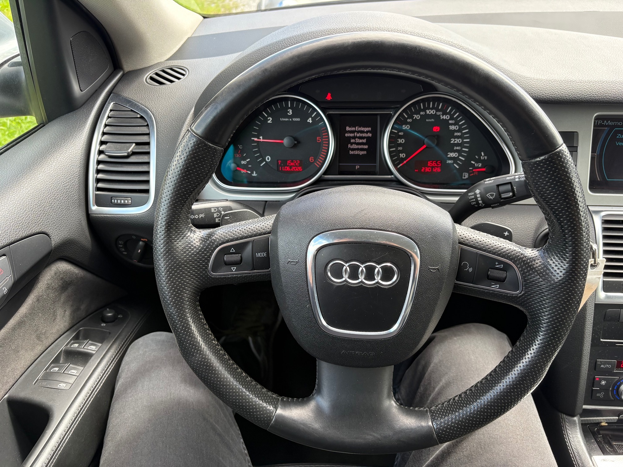 AUDI Q7 3.0TDI — zdjęcie 8