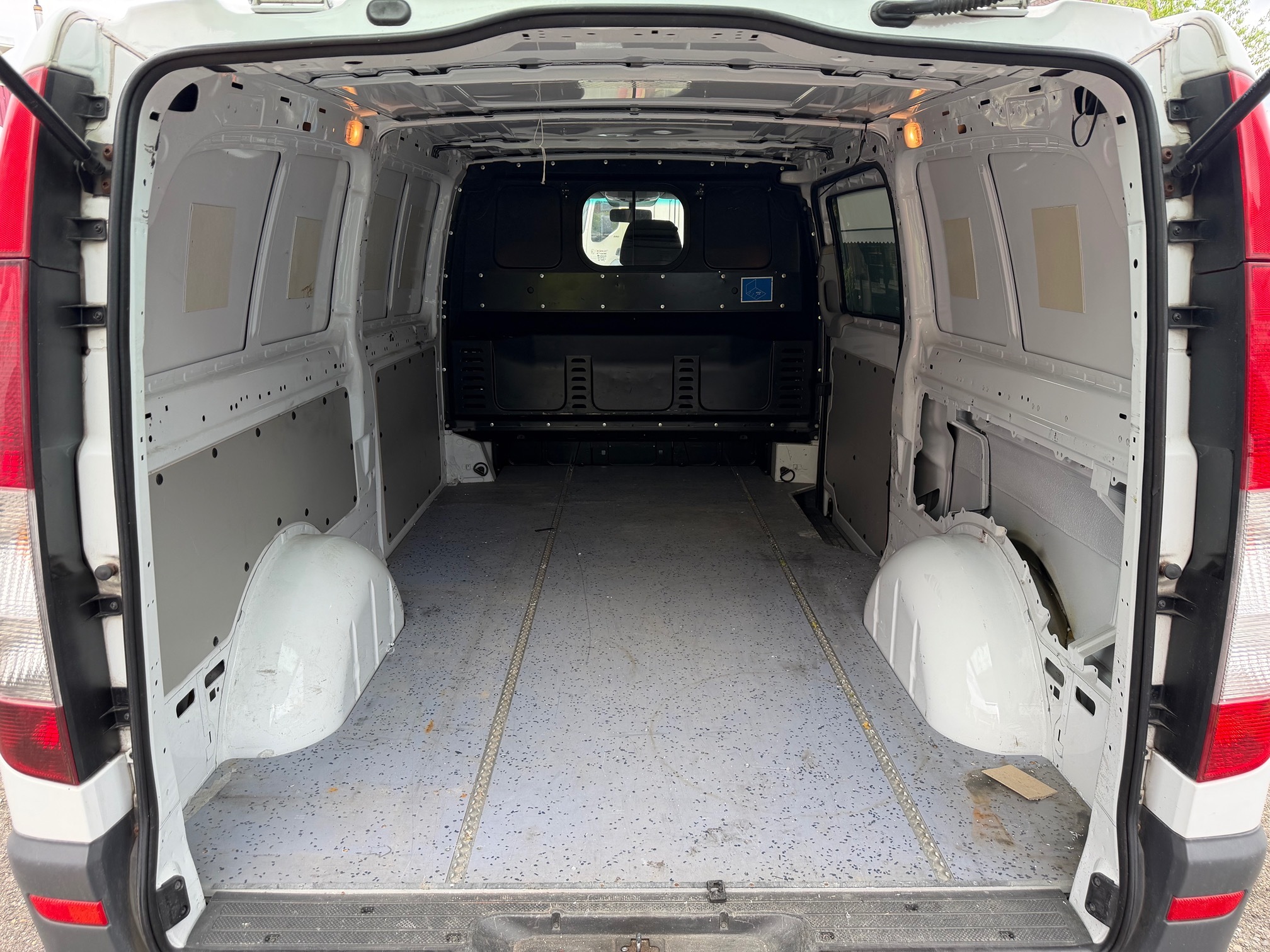 MERCEDES-BENZ Vito 113 CDI — zdjęcie 11