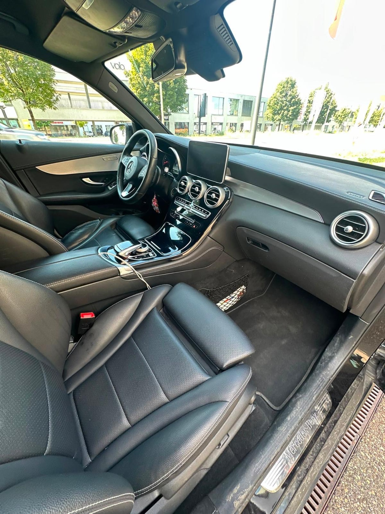 MERCEDES-BENZ GLC 220d EC — zdjęcie 15