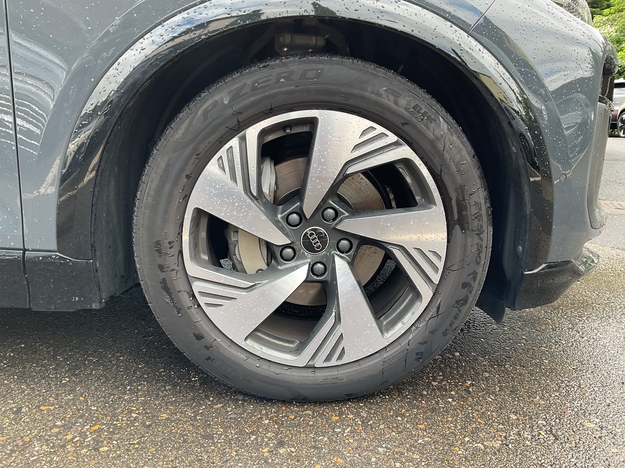 AUDI Q6 e-tron — zdjęcie 10