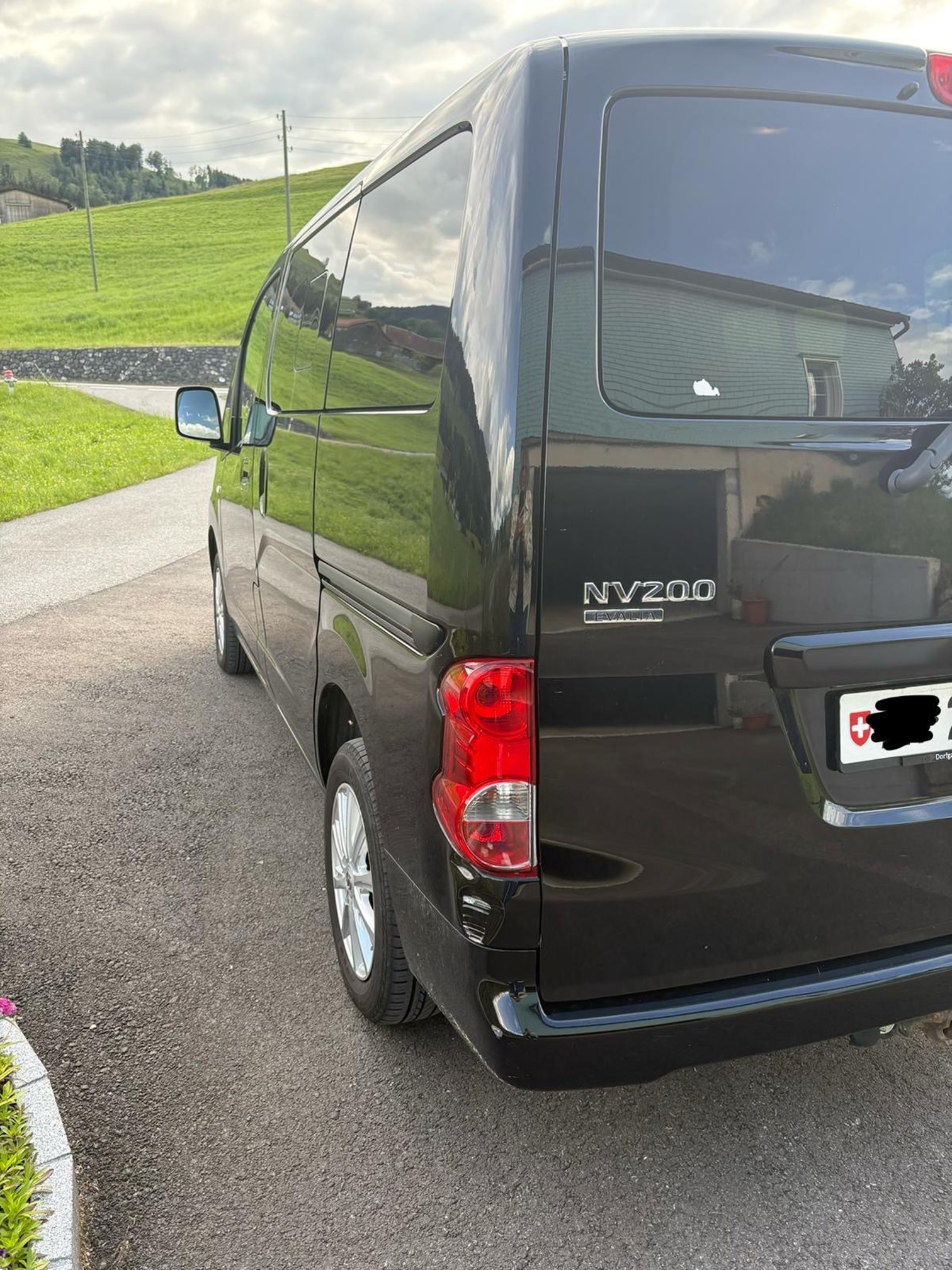 NISSAN NV200 — zdjęcie 4