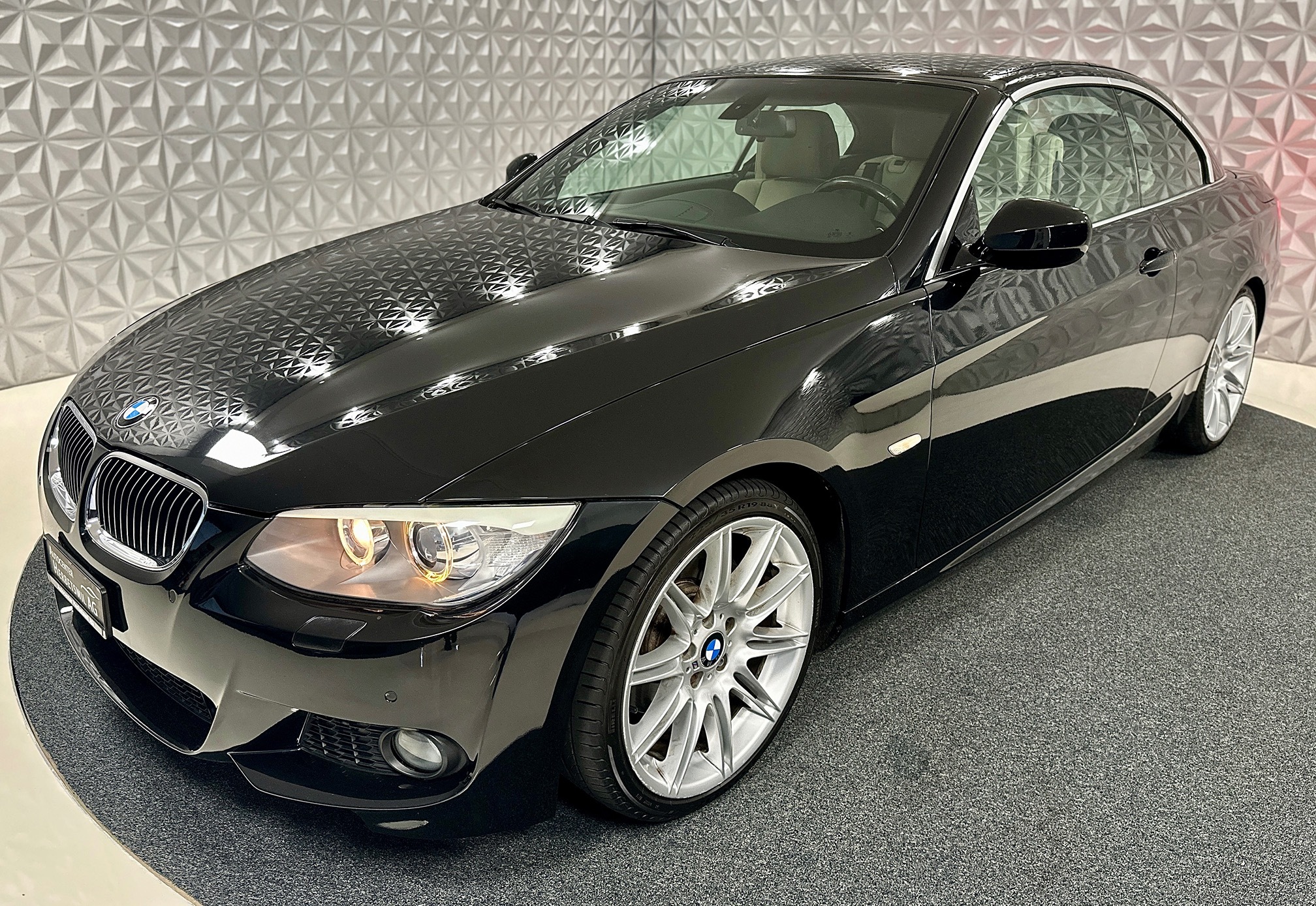 BMW 325i Cabrio — zdjęcie 2