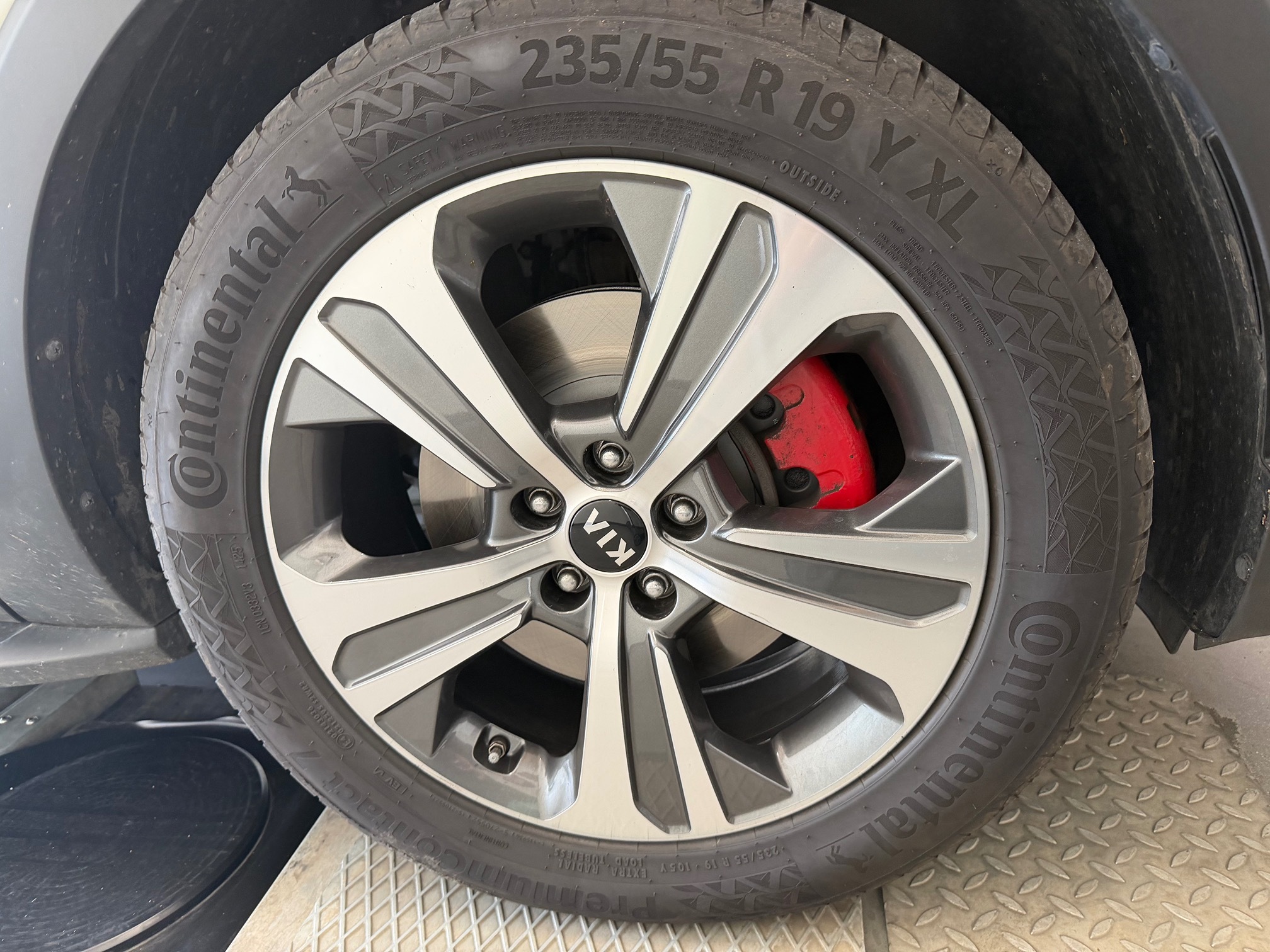 KIA Sorento IV 2.2 — zdjęcie 9