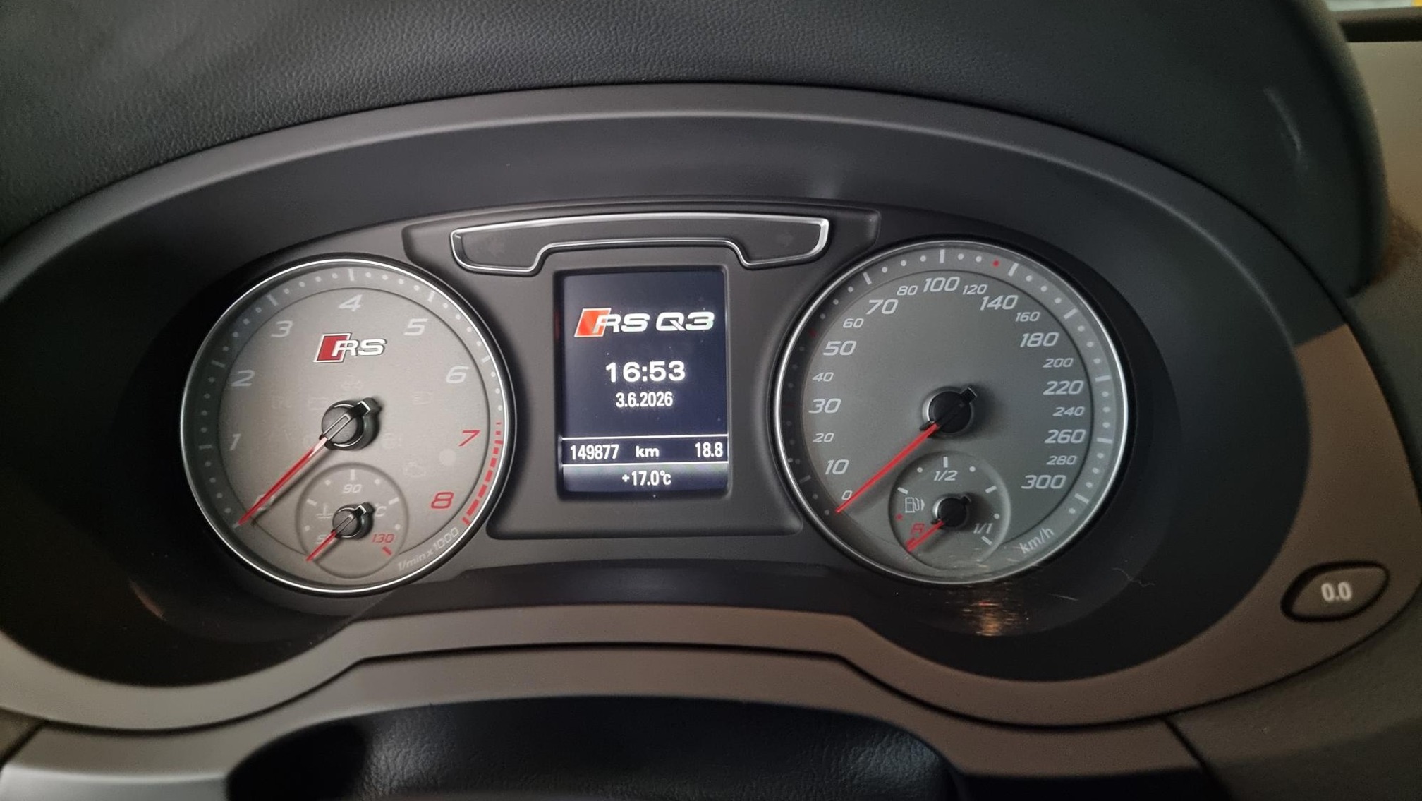 AUDI RS Q3 Perf. — zdjęcie 11