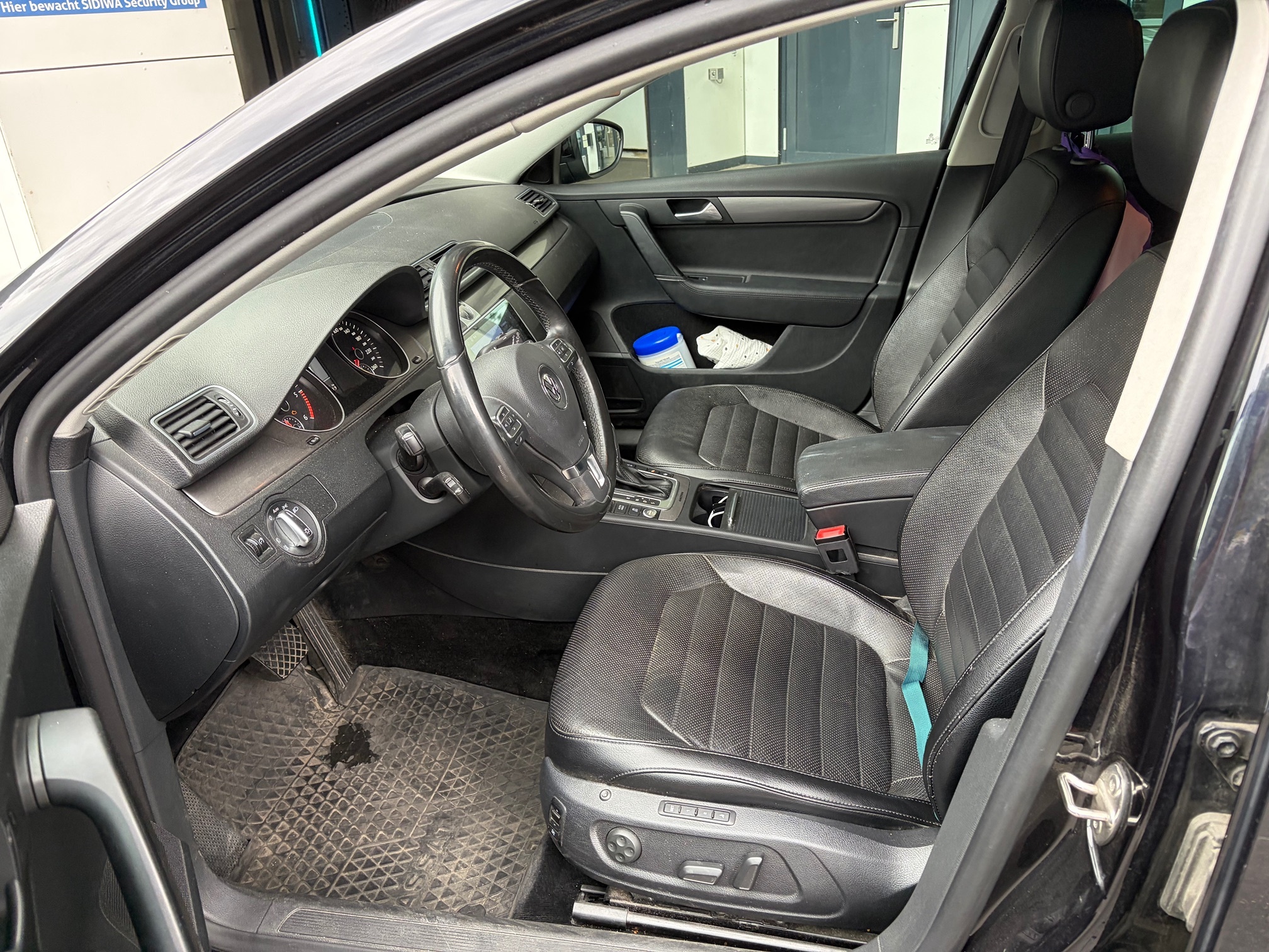 VW PassatV 2.0DBMT4M — zdjęcie 11