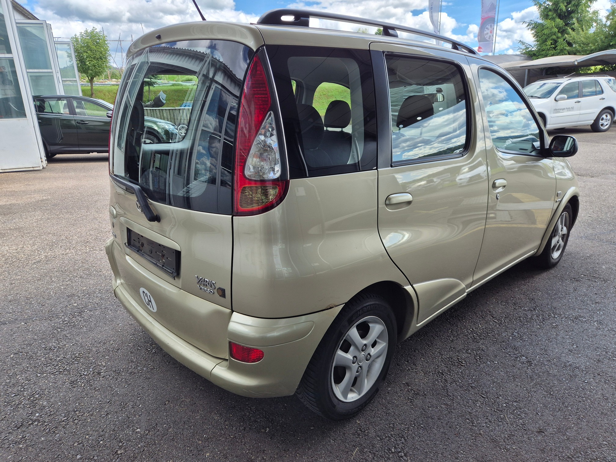 TOYOTA Yaris Verso 1.5 — zdjęcie 4