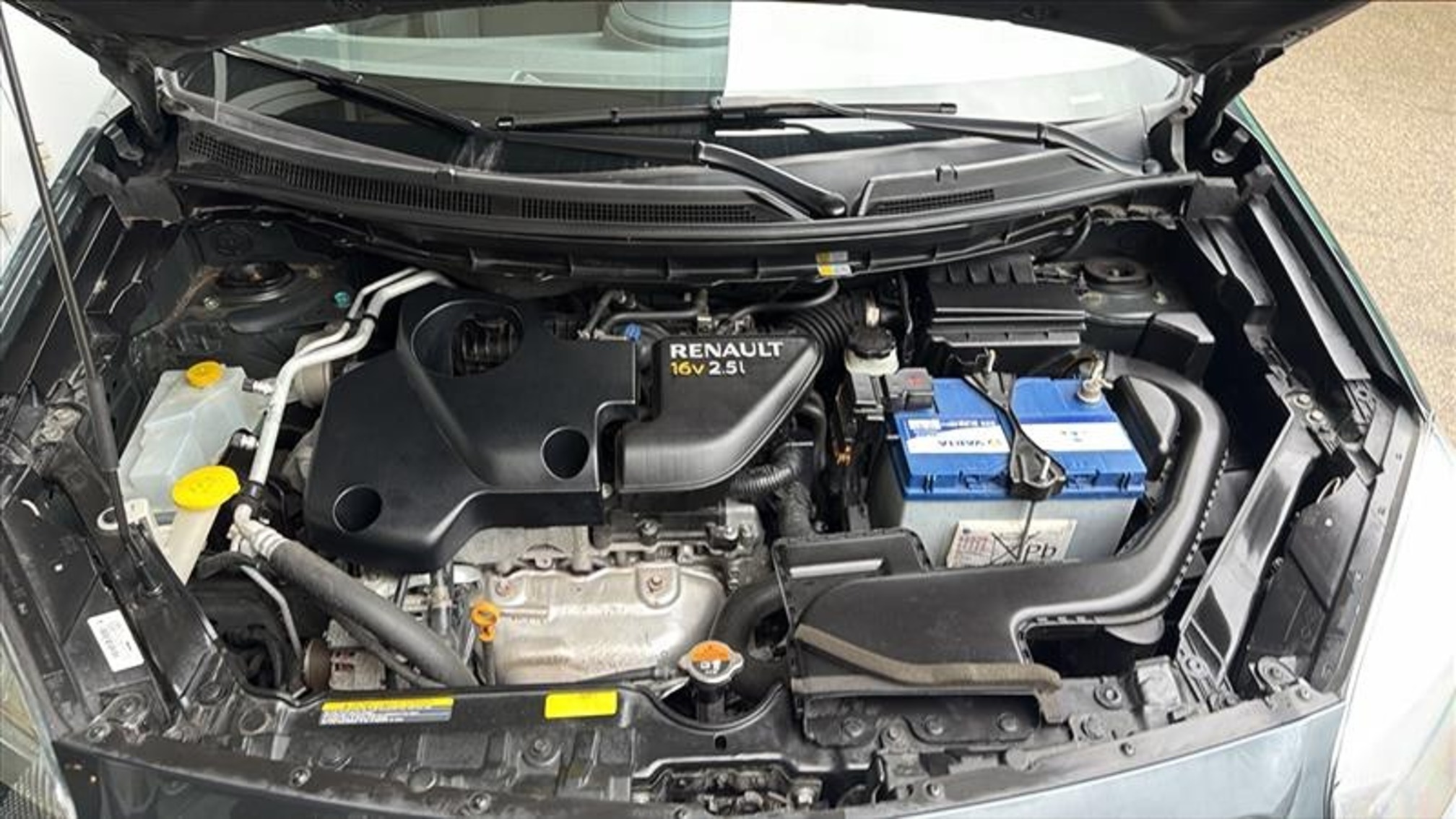 RENAULT Koleos 2.5 4x4 — zdjęcie 6