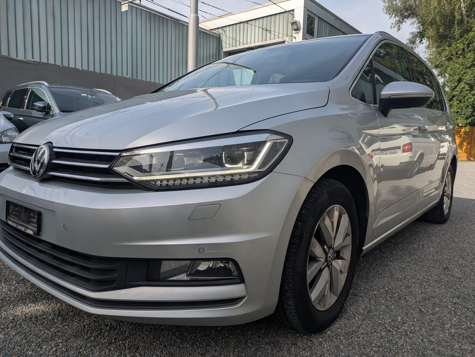 VW Touran 1.6TDI — zdjęcie 2
