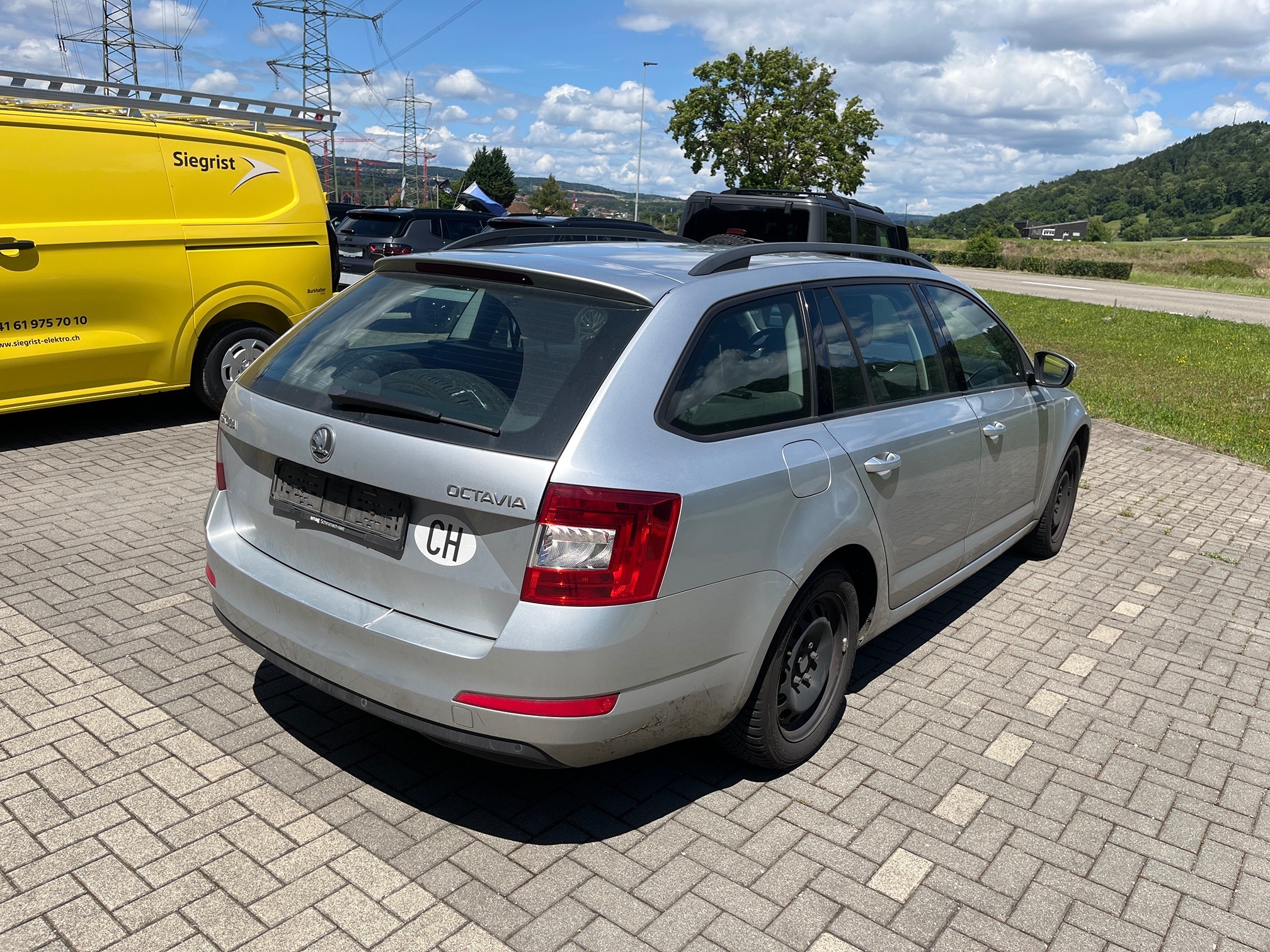 SKODA Octavia 1.4 Combi — zdjęcie 5