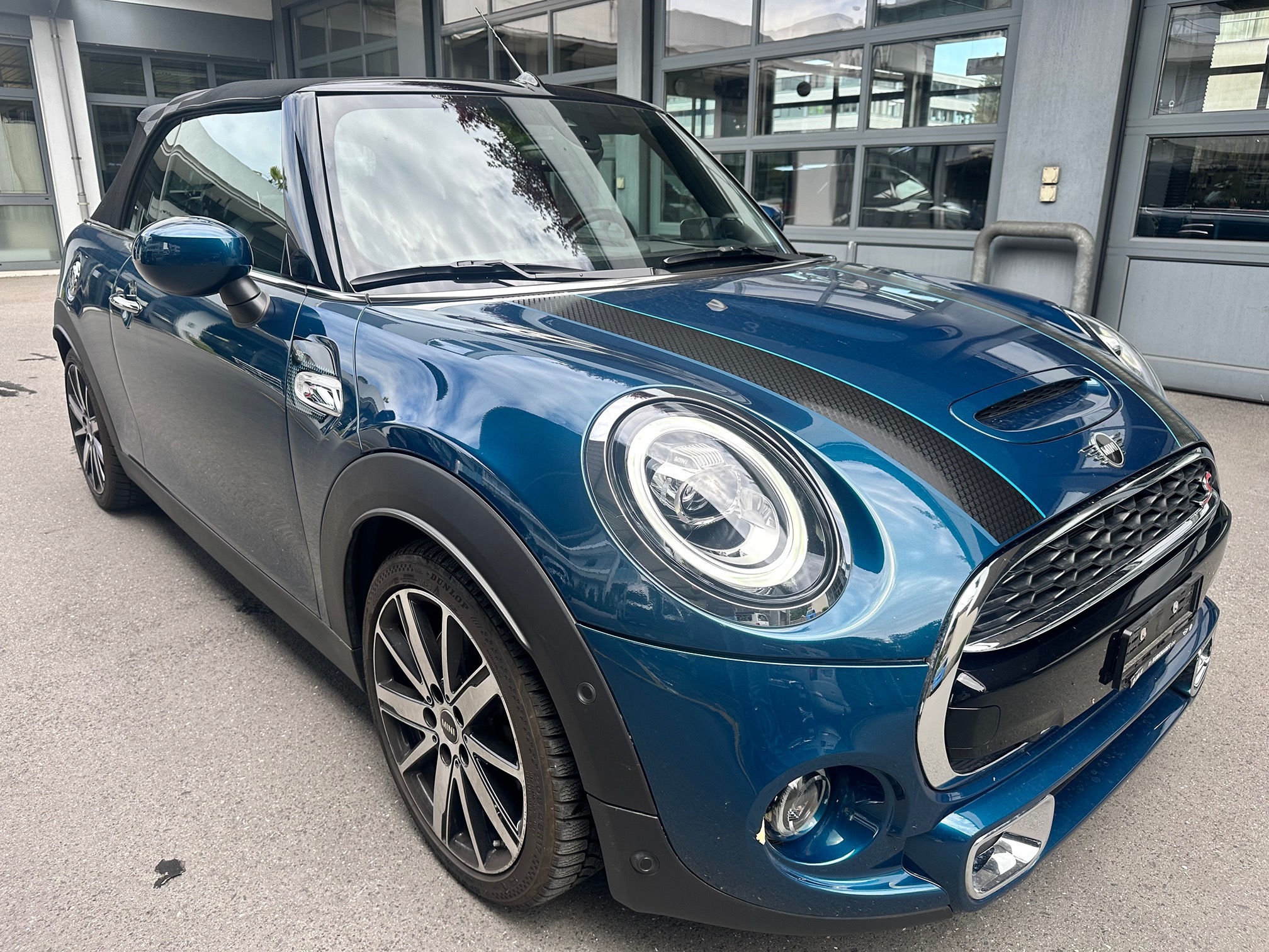MINI Cabrio Cooper S — zdjęcie 1
