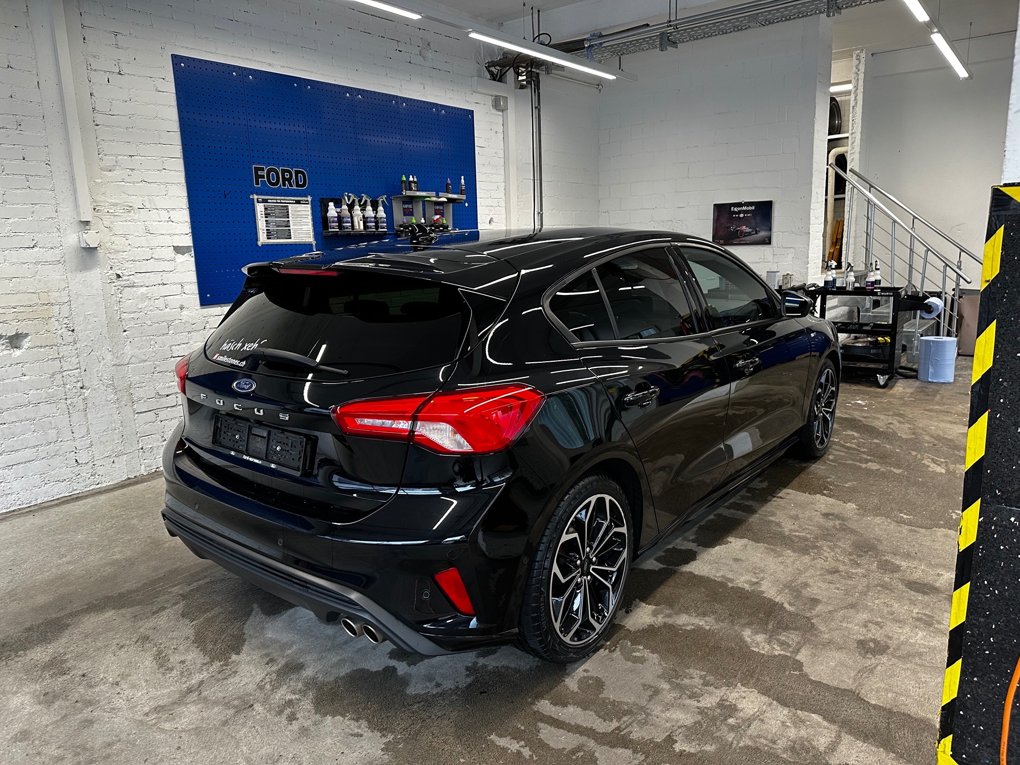 FORD Focus 1.0 SCTi ST-Line X AUTOMAT — zdjęcie 4