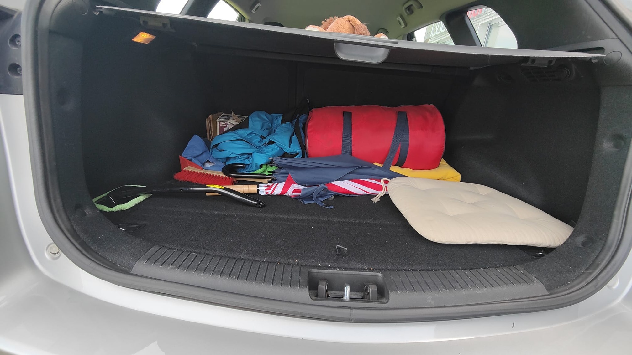 HYUNDAI i30 1.6 CRDI ISG — zdjęcie 14