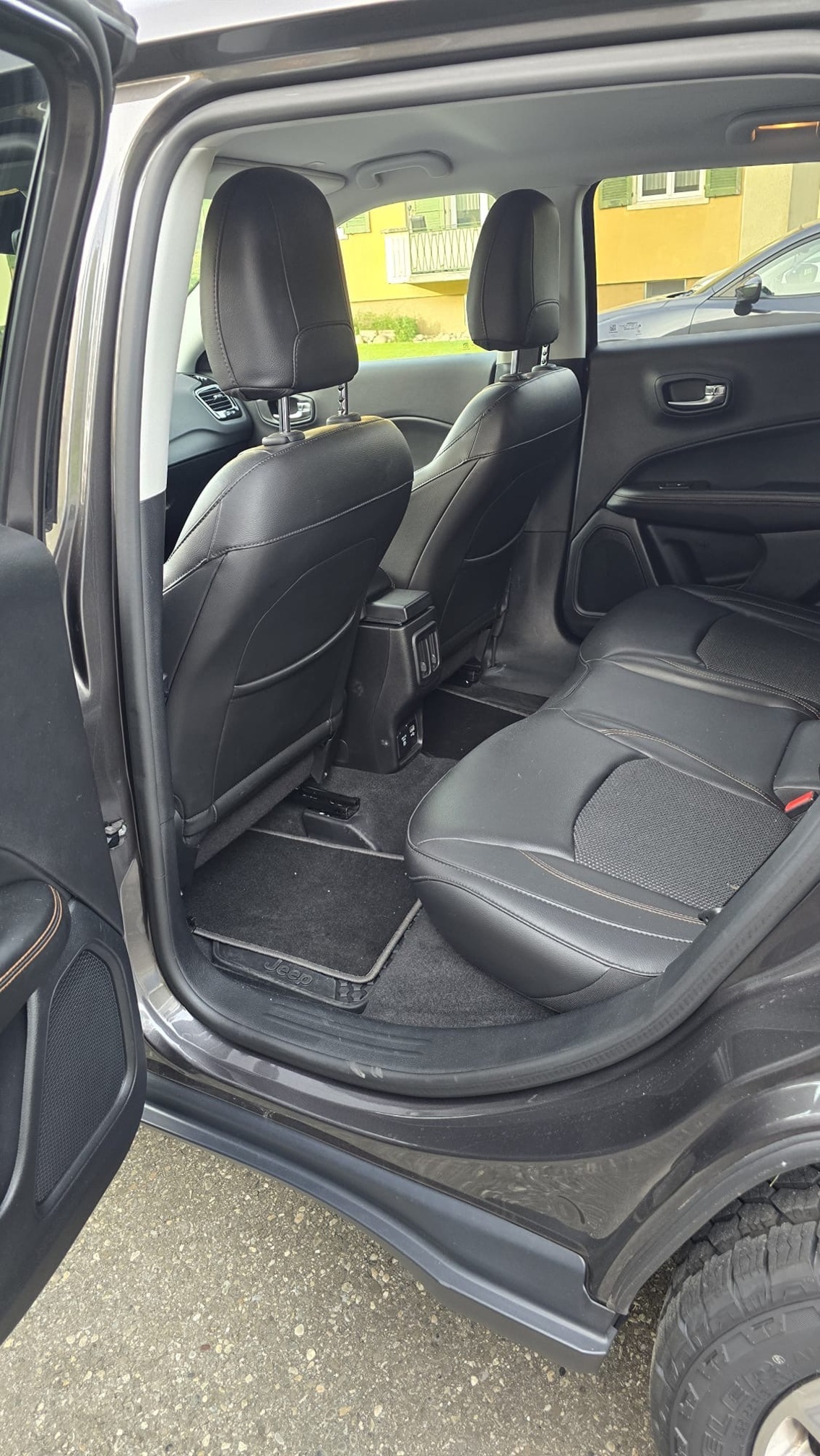 JEEP Compass 2.0TD Frisch ab MFK — zdjęcie 14