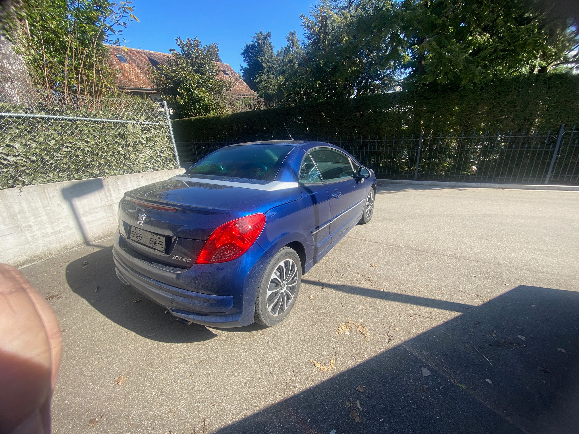 PEUGEOT 207 CC 1.6i Turbo — zdjęcie 3