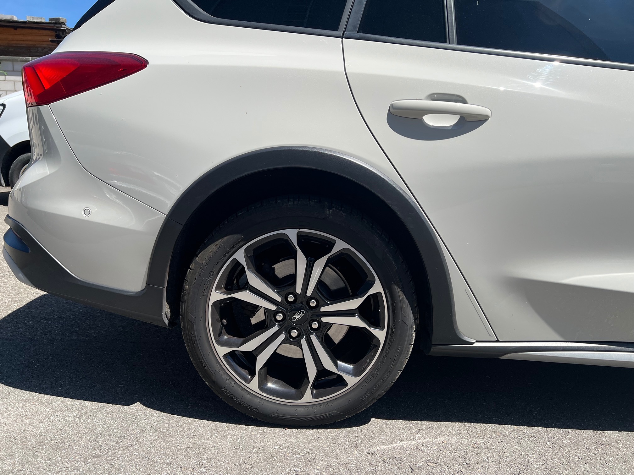 FORD Focus 1.5 SCTi — zdjęcie 7