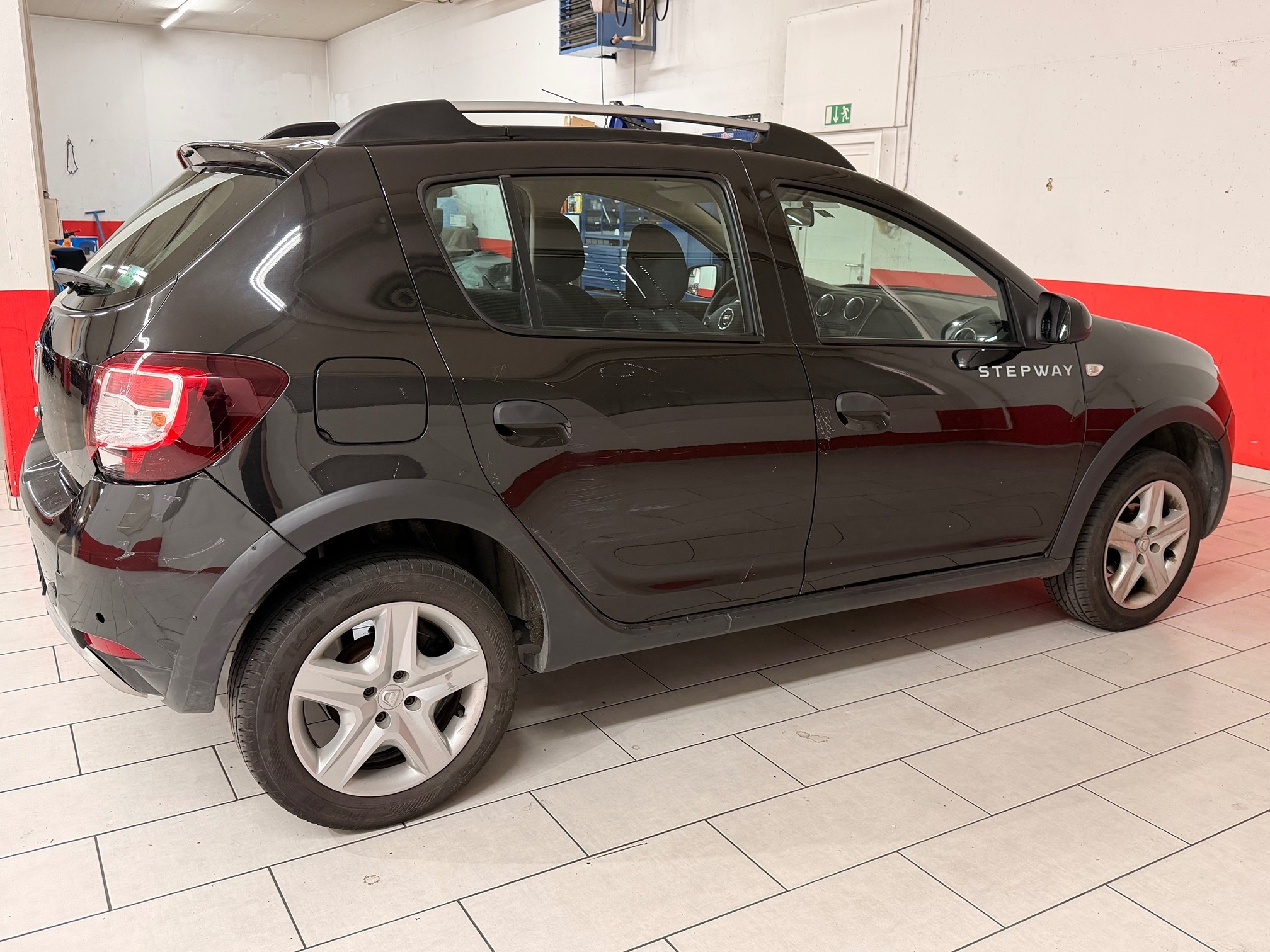 DACIA Sandero 1.5dCi 90 — zdjęcie 9