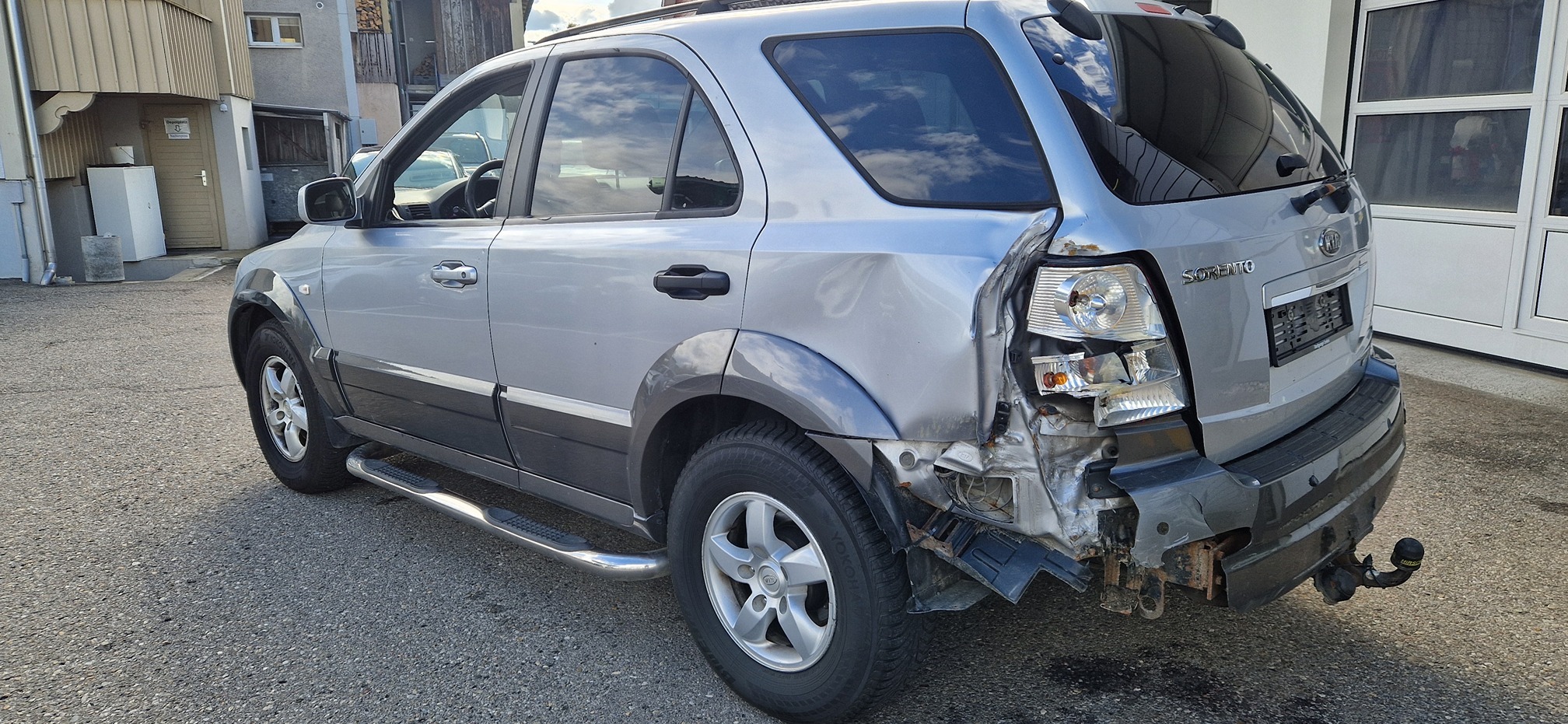KIA Sorento — zdjęcie 13