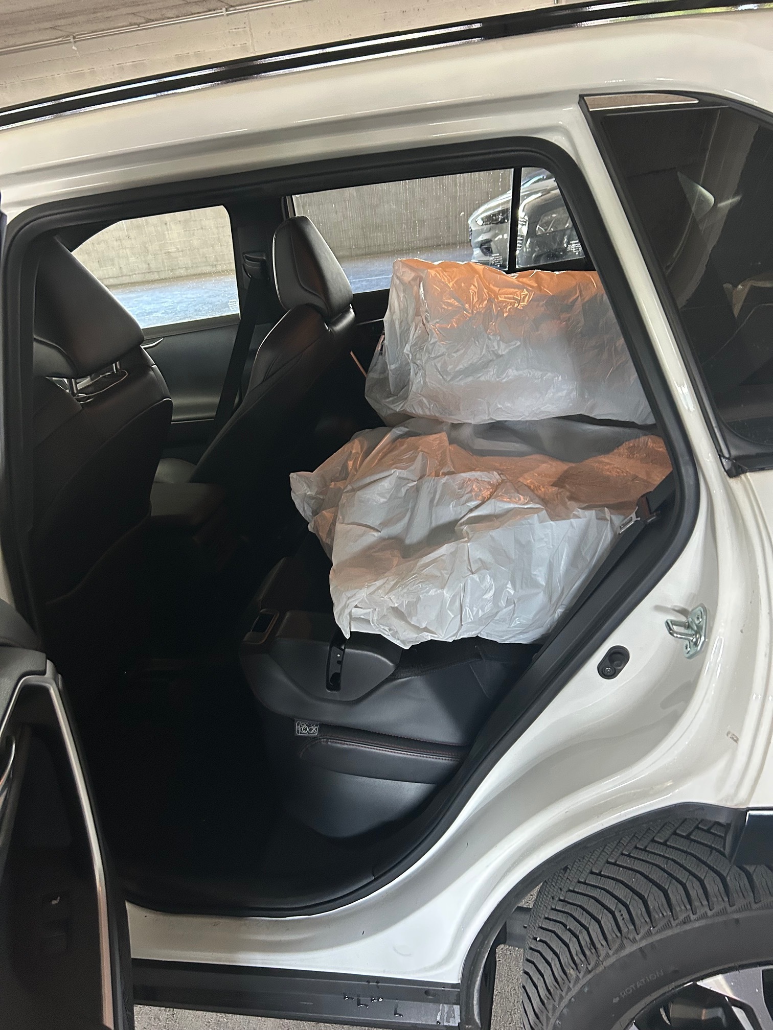 TOYOTA RAV4 PHEV — zdjęcie 6