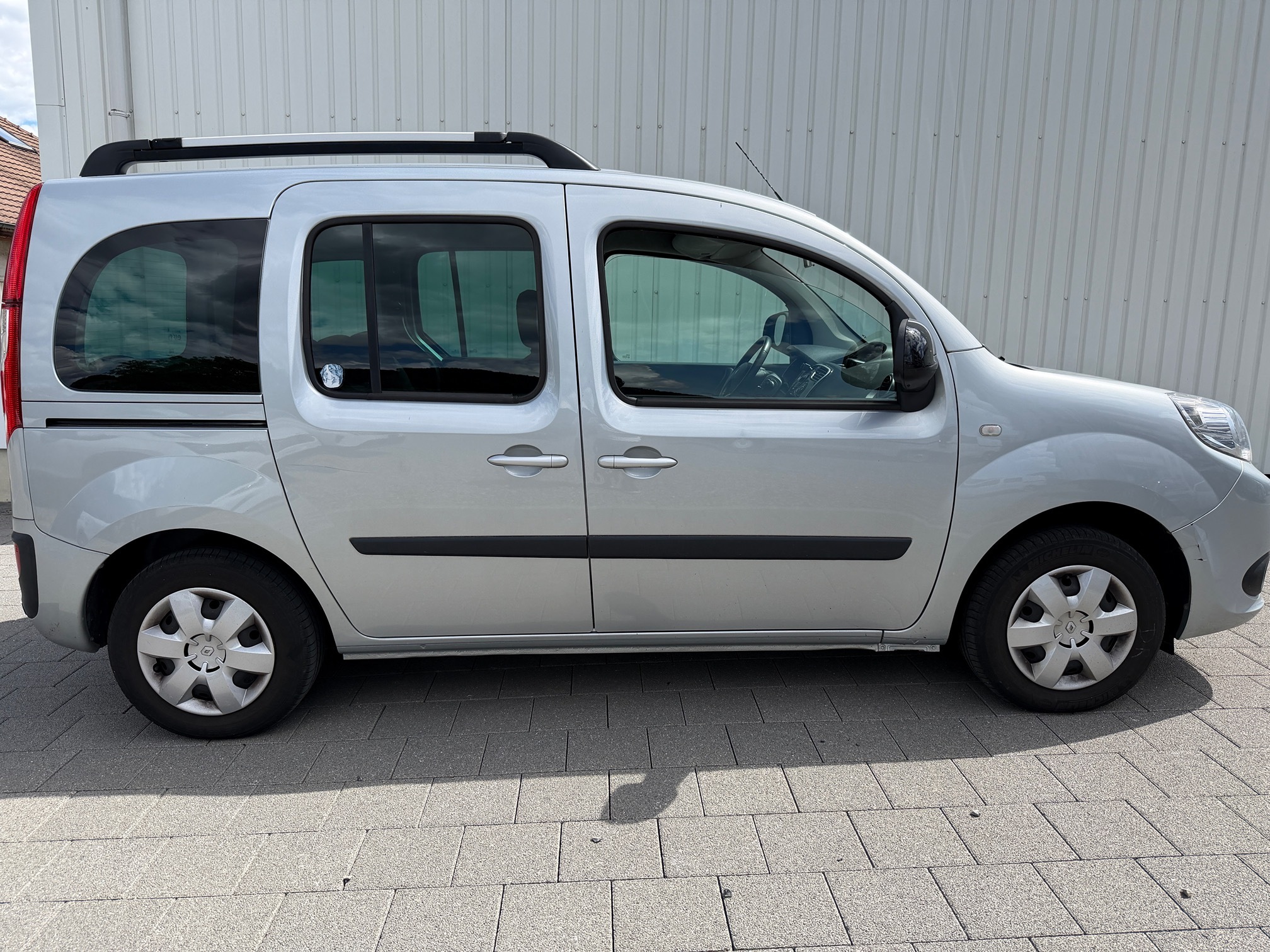 RENAULT Kangoo dCi 115 — zdjęcie 1