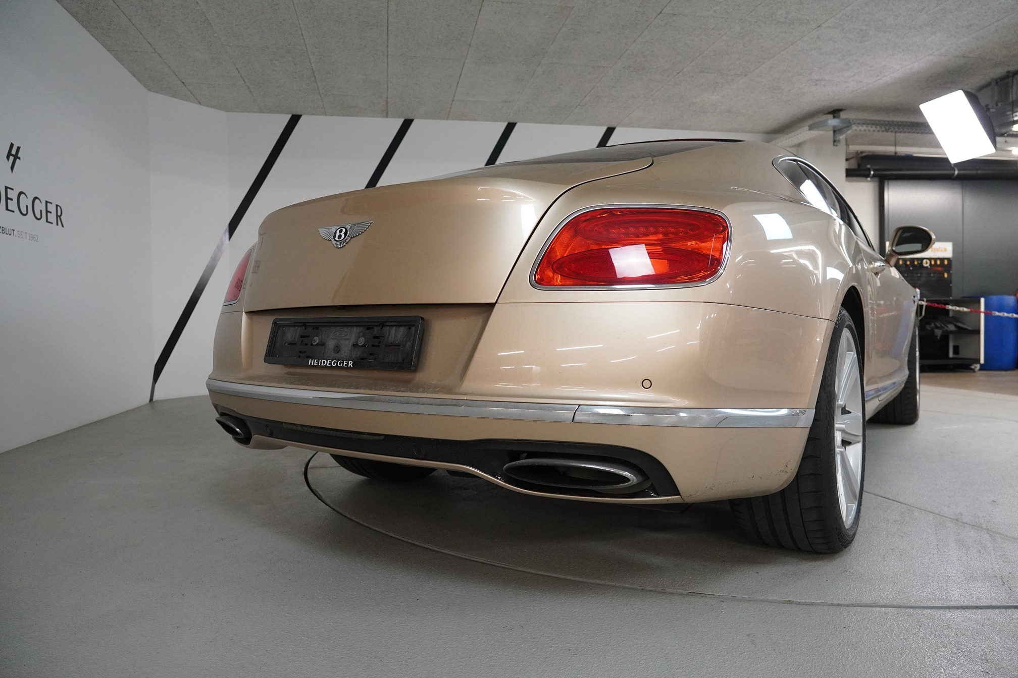 BENTLEY Continental GT — zdjęcie 4