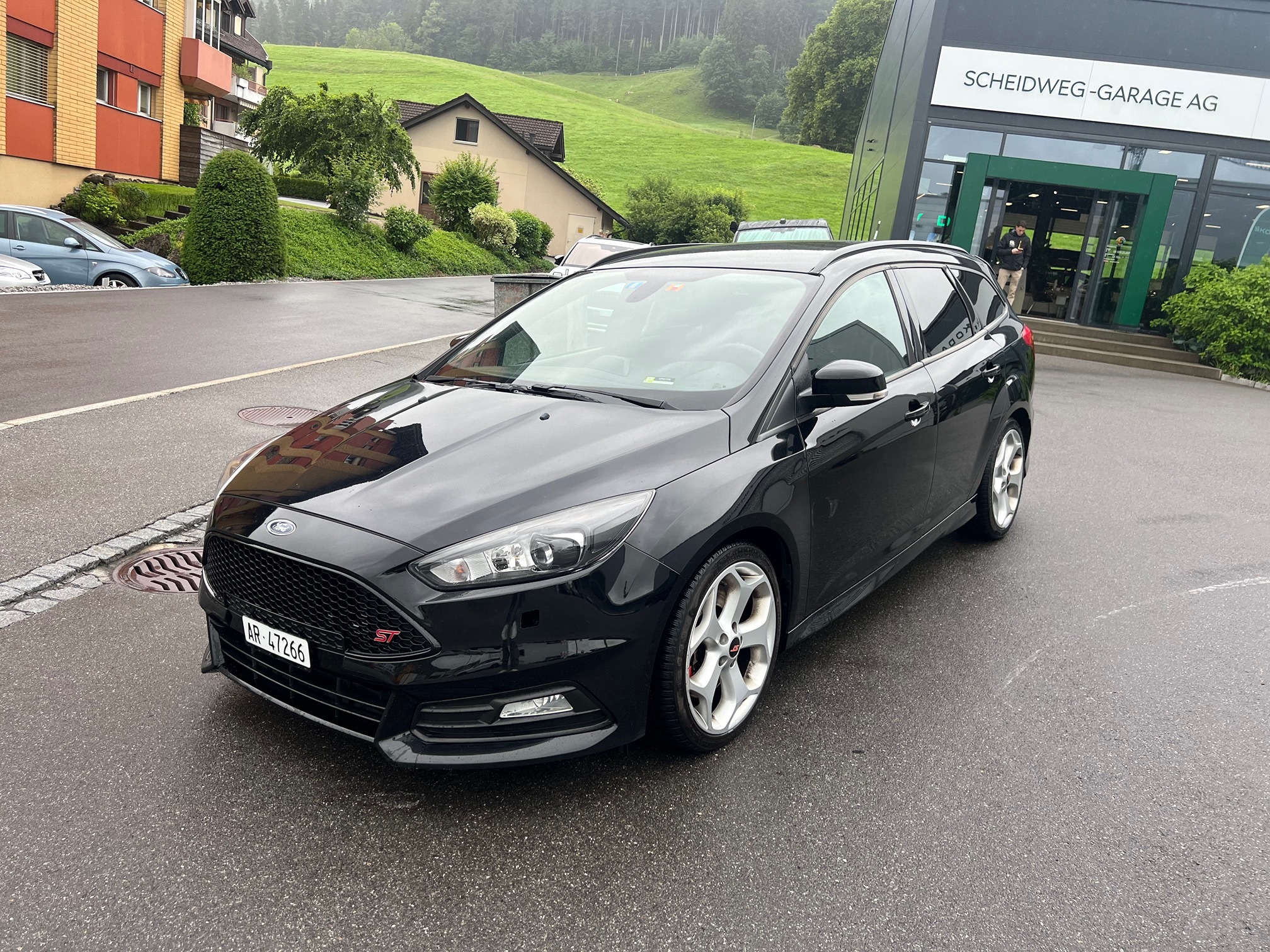 FORD Focus ST 2.0 TDCi — zdjęcie 2