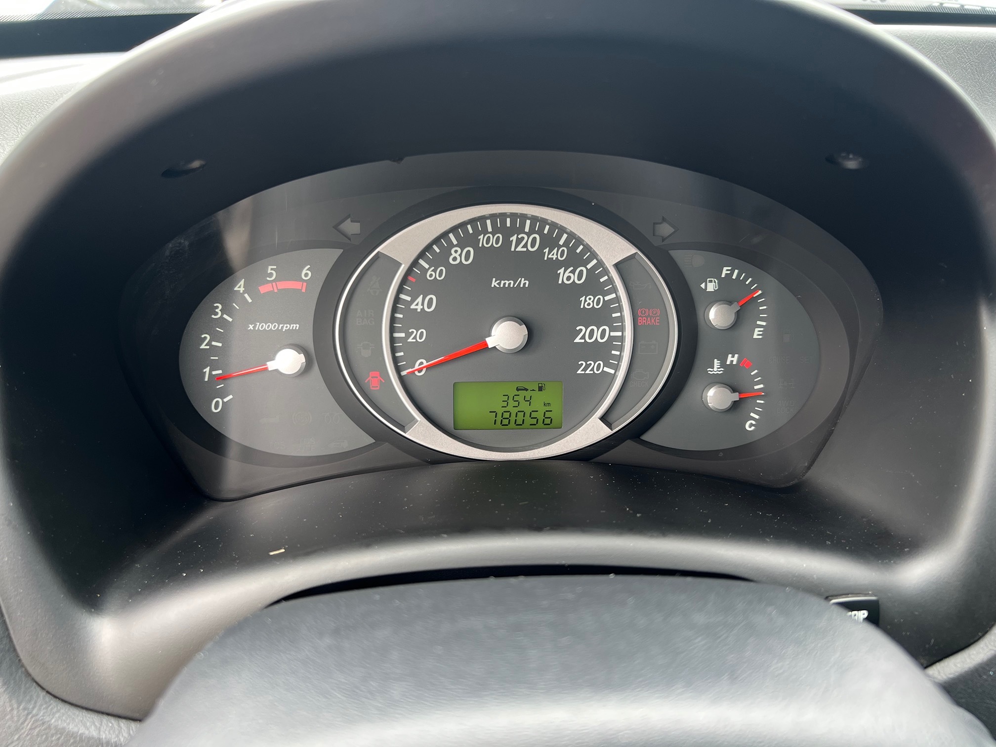 HYUNDAI Tucson 2.0 CRDI-I — zdjęcie 12