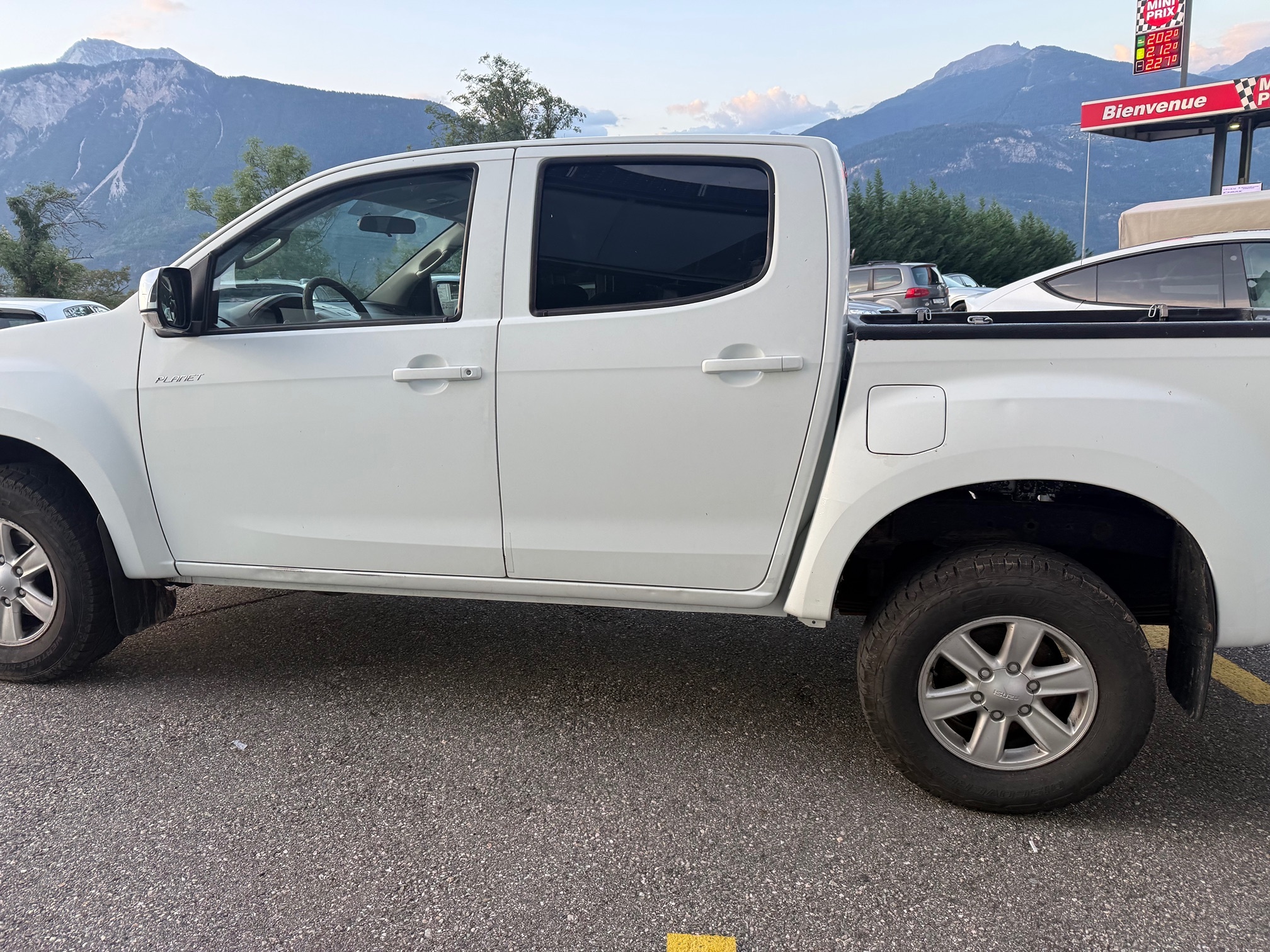 ISUZU ATFS86 — zdjęcie 8