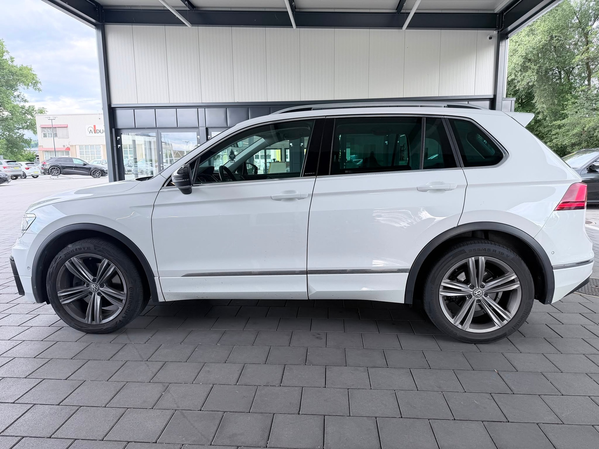 VW Tiguan — zdjęcie 11