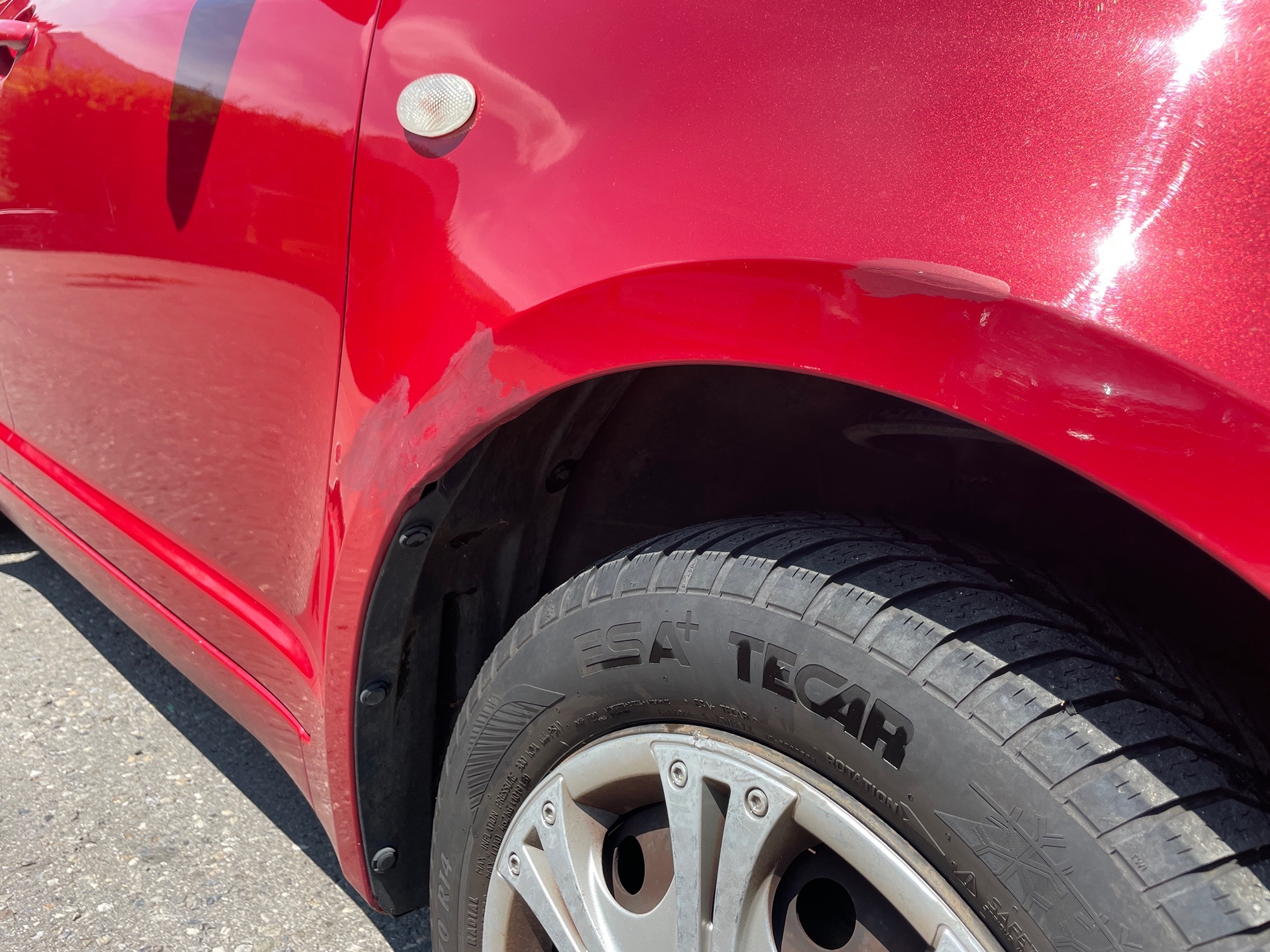SUZUKI Swift 1.3 4WD — zdjęcie 15