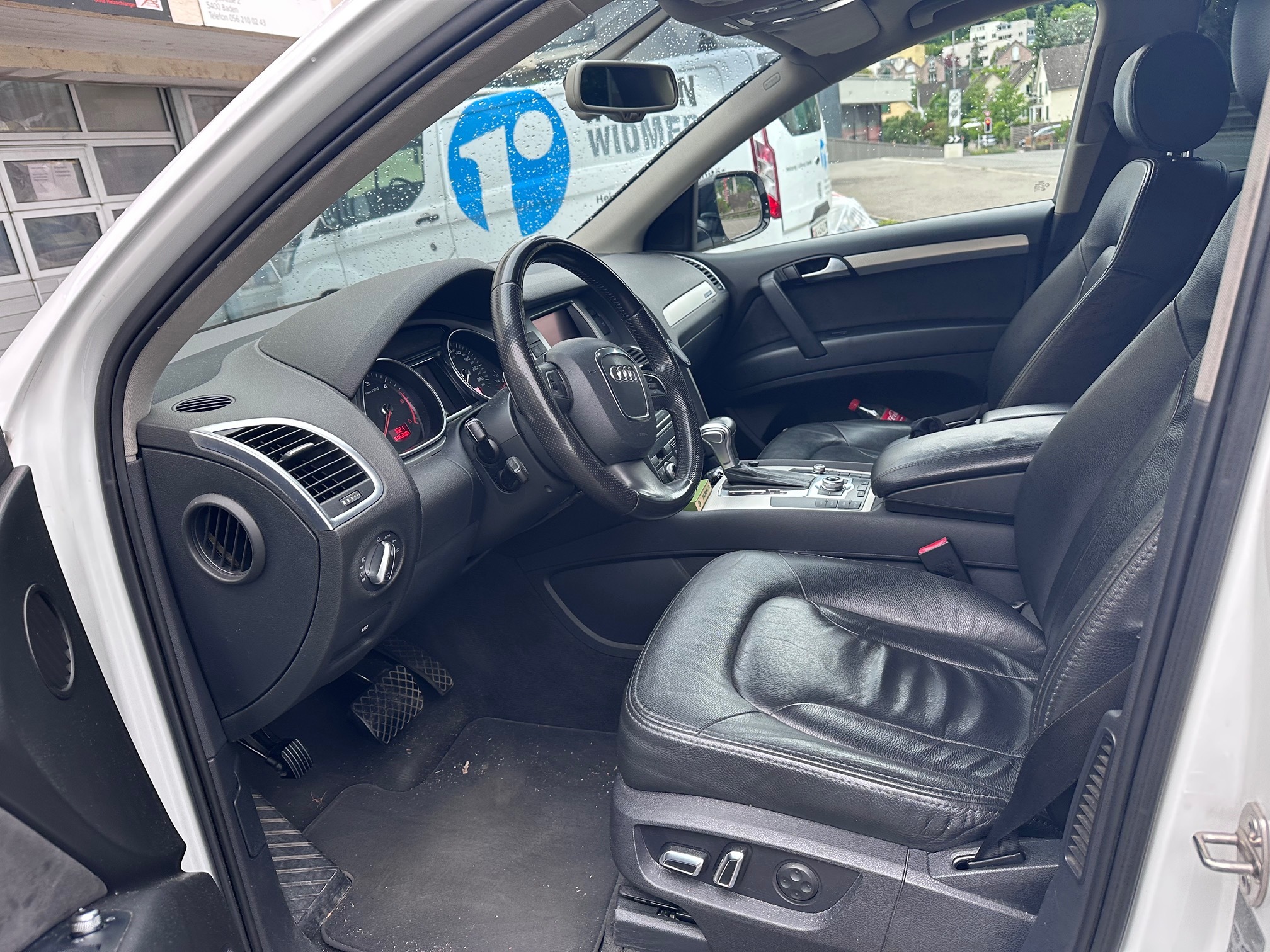 AUDI Q7 3.0 TDI — zdjęcie 12