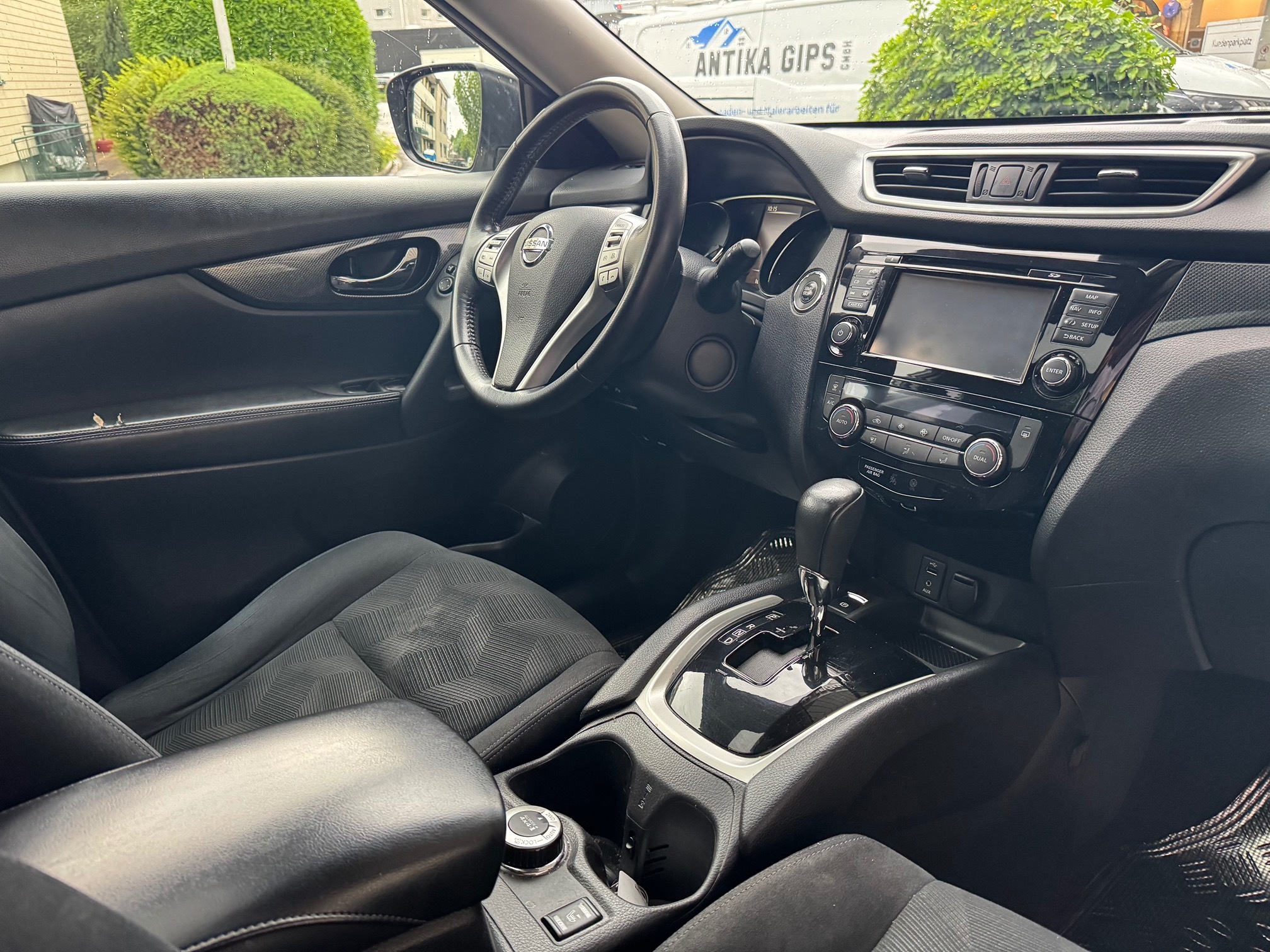 NISSAN X-Trail 4x4 — zdjęcie 10