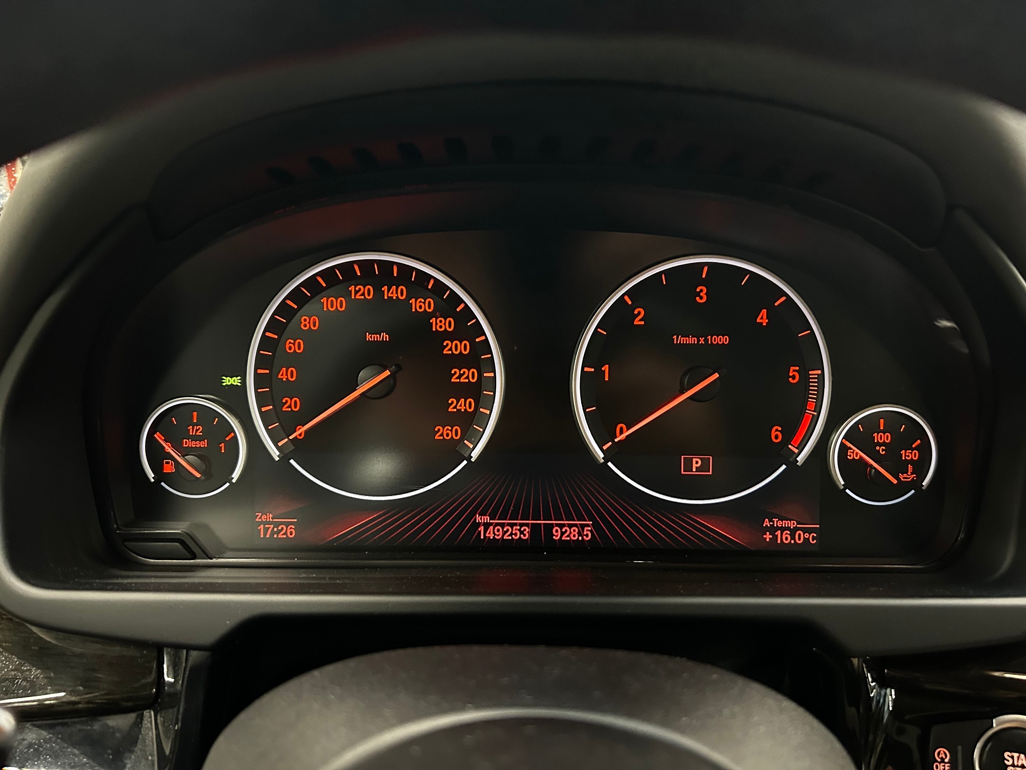 BMW X5 xDrive40d — zdjęcie 9
