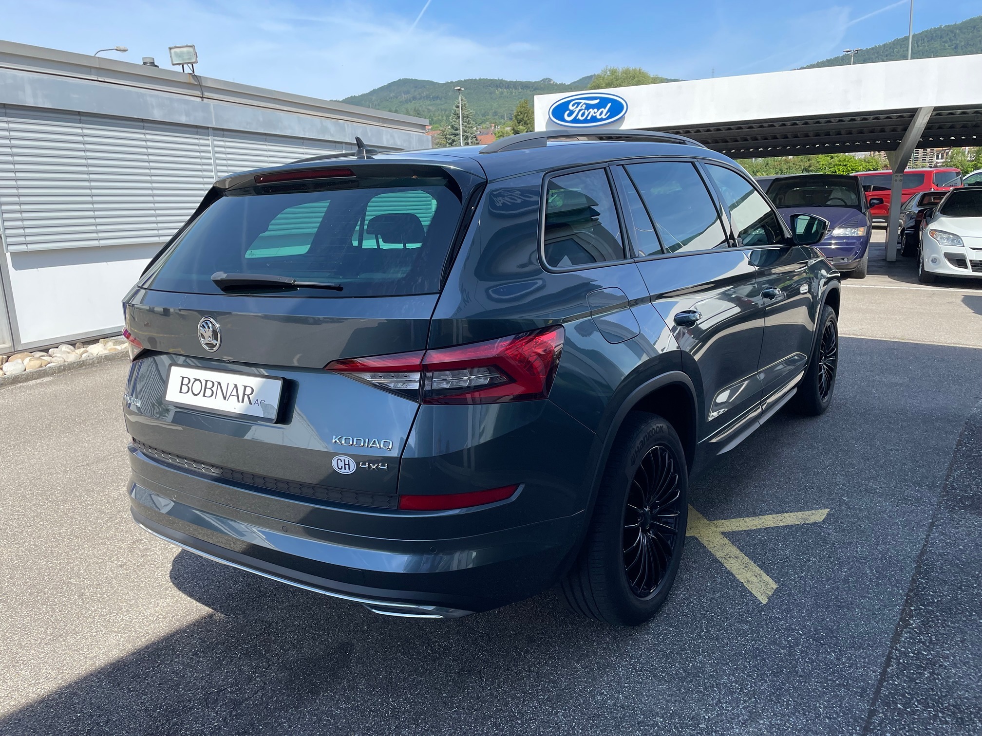 SKODA Kodiaq 2.0TSI 4x4 — zdjęcie 12