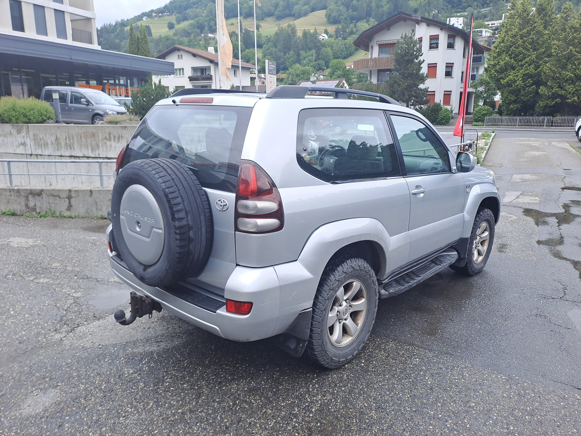 TOYOTA Land Cruiser — zdjęcie 7