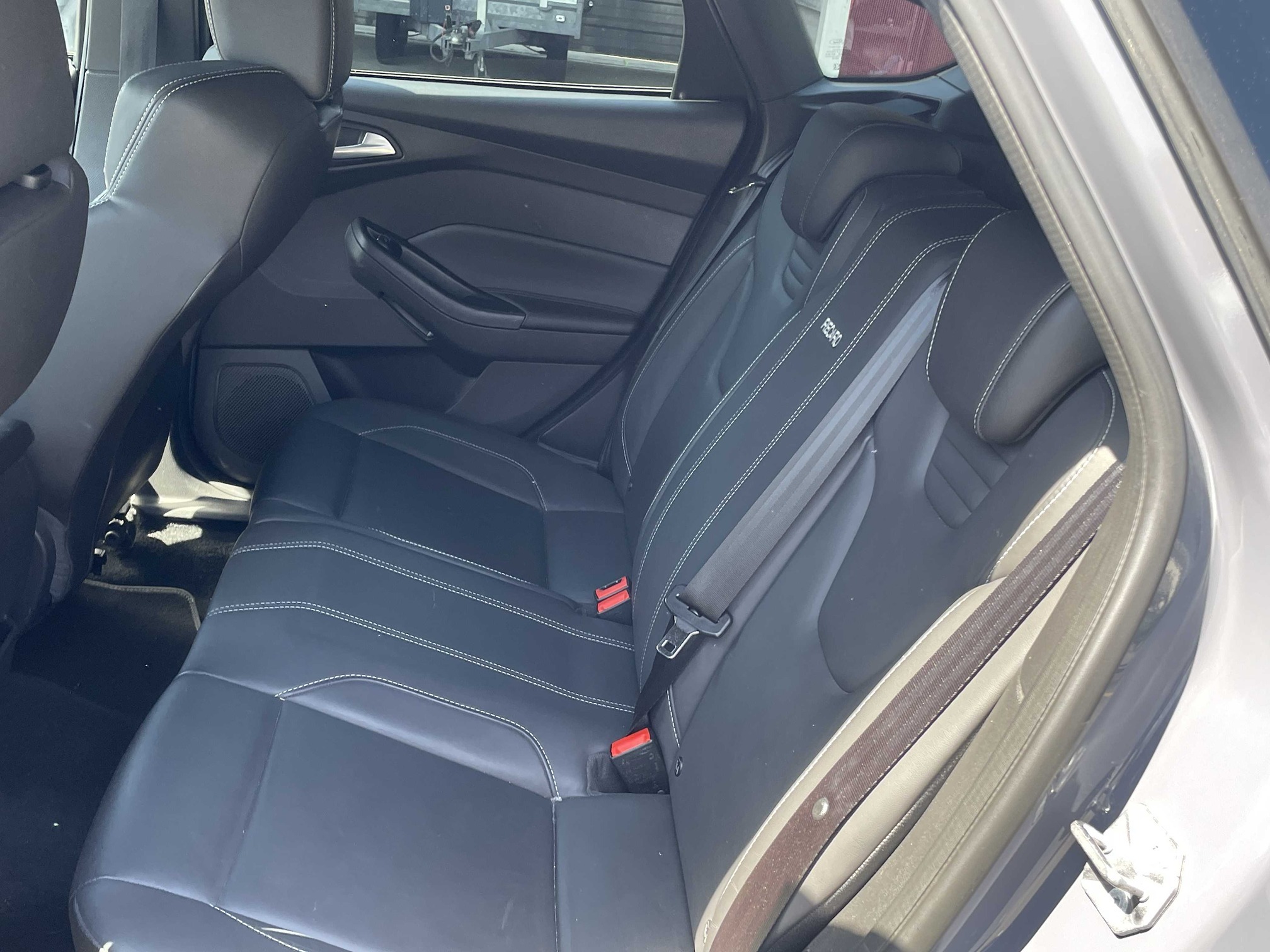 FORD Focus ST 2.0 SCTi — zdjęcie 13