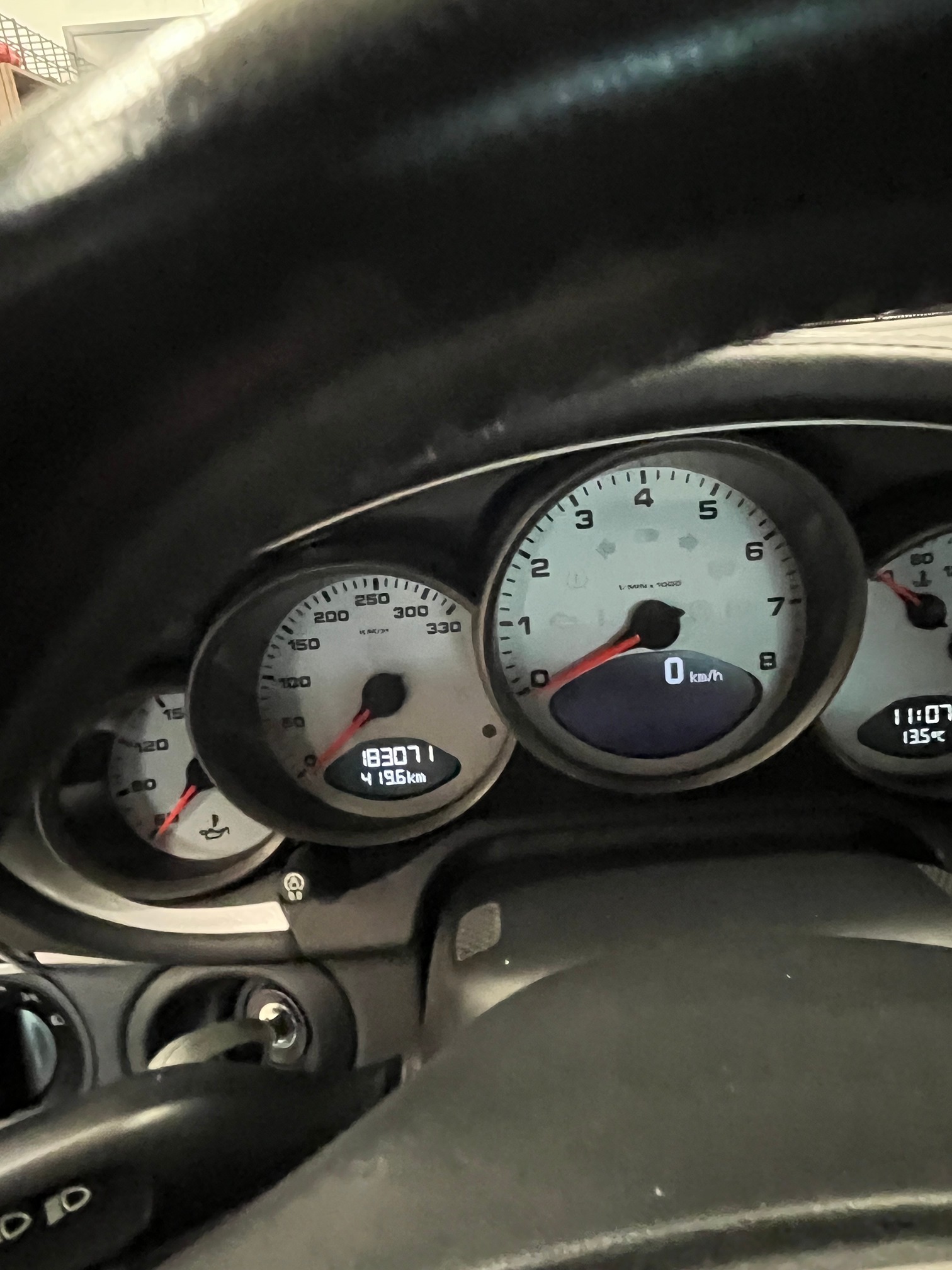 PORSCHE 911 Carrera 4S — zdjęcie 11