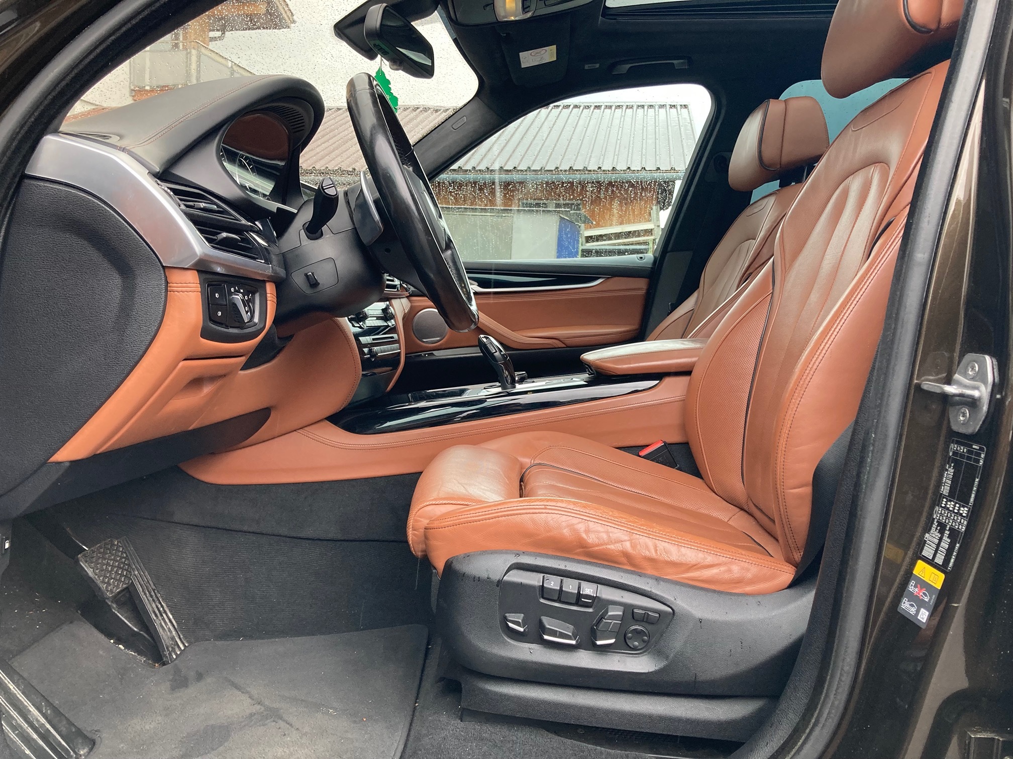 BMW X5 xDrive40e — zdjęcie 9
