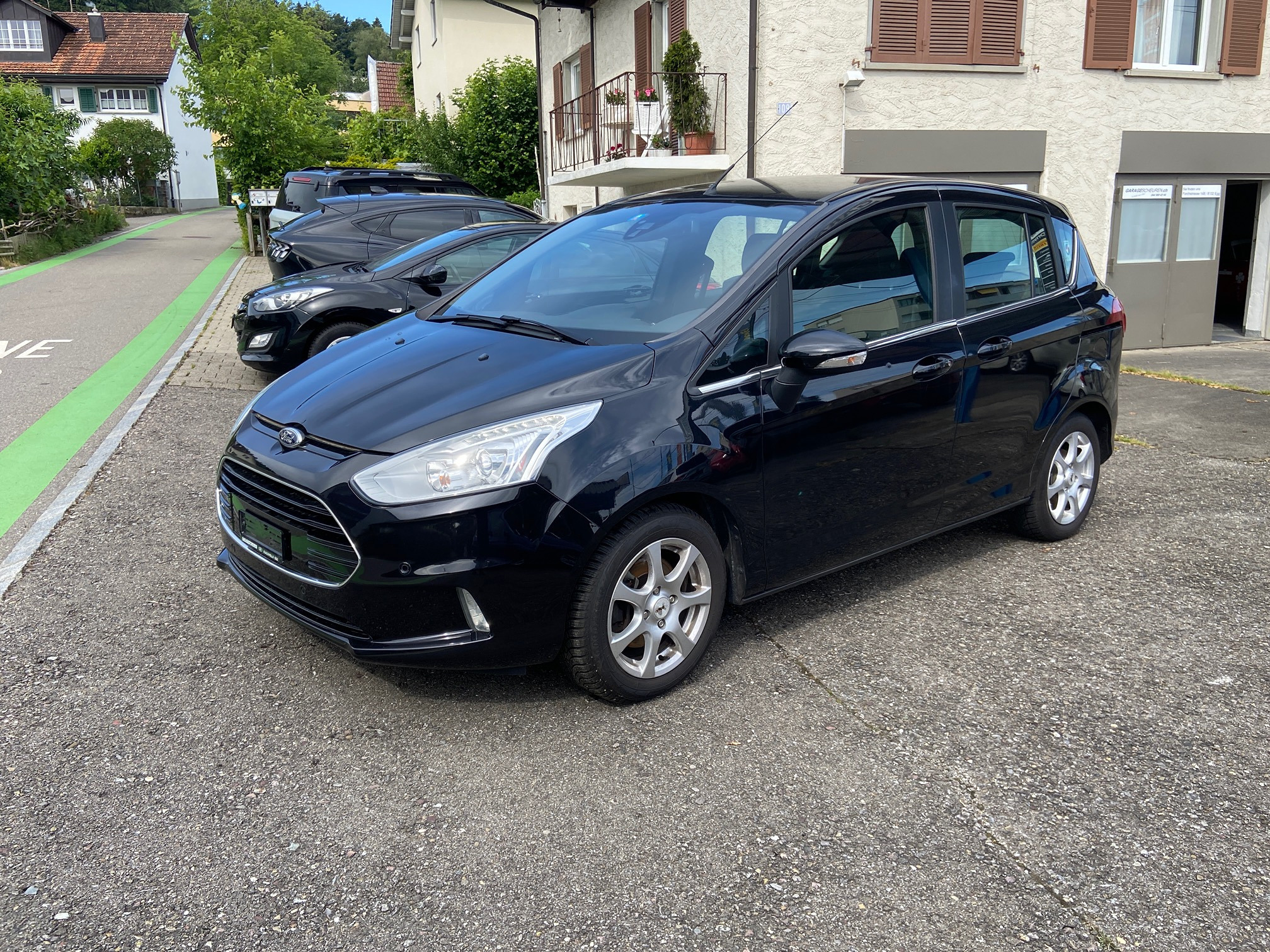 FORD B-Max 1.0 — zdjęcie 1