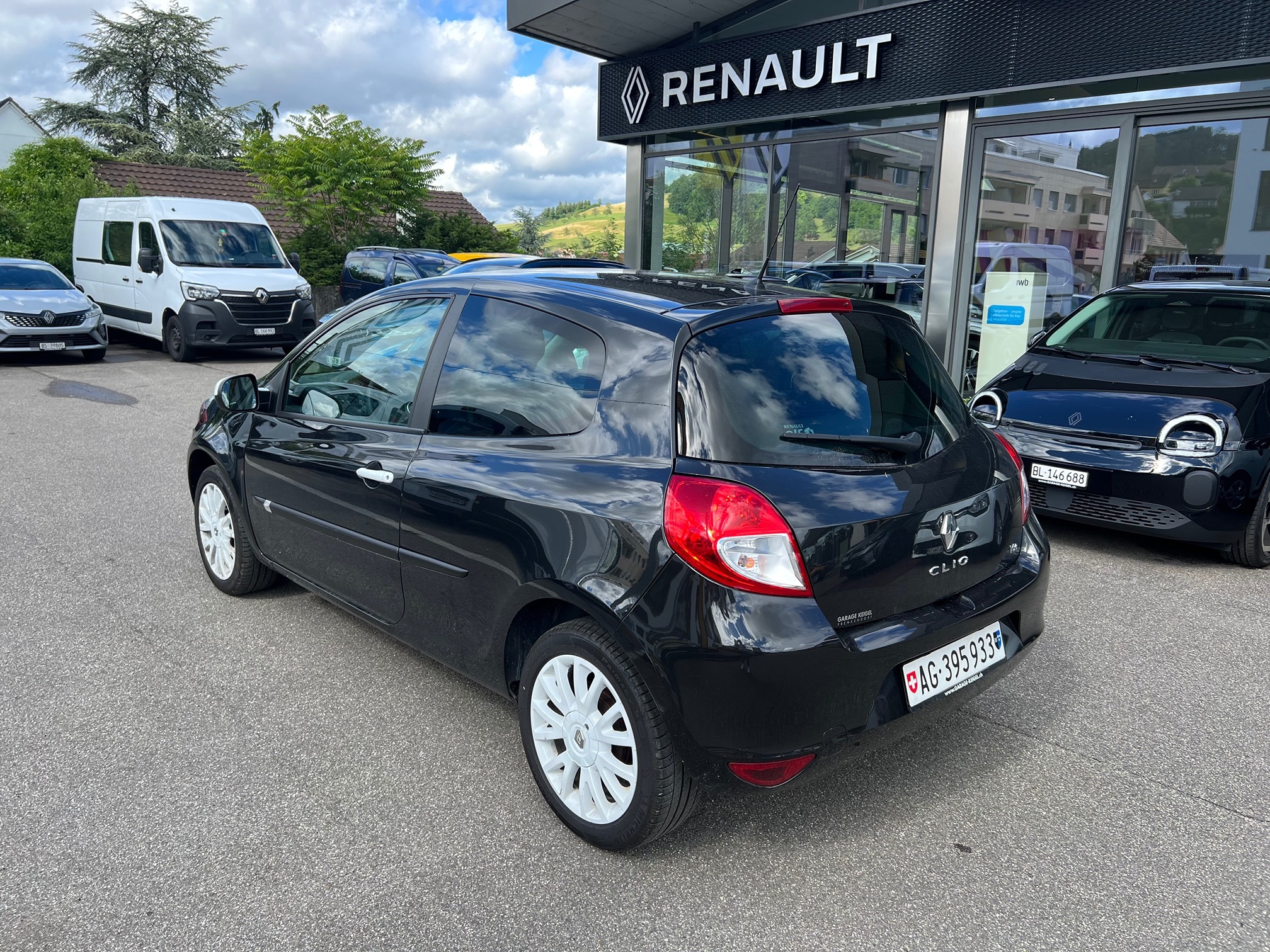 RENAULT Clio 1.2 100 — zdjęcie 3