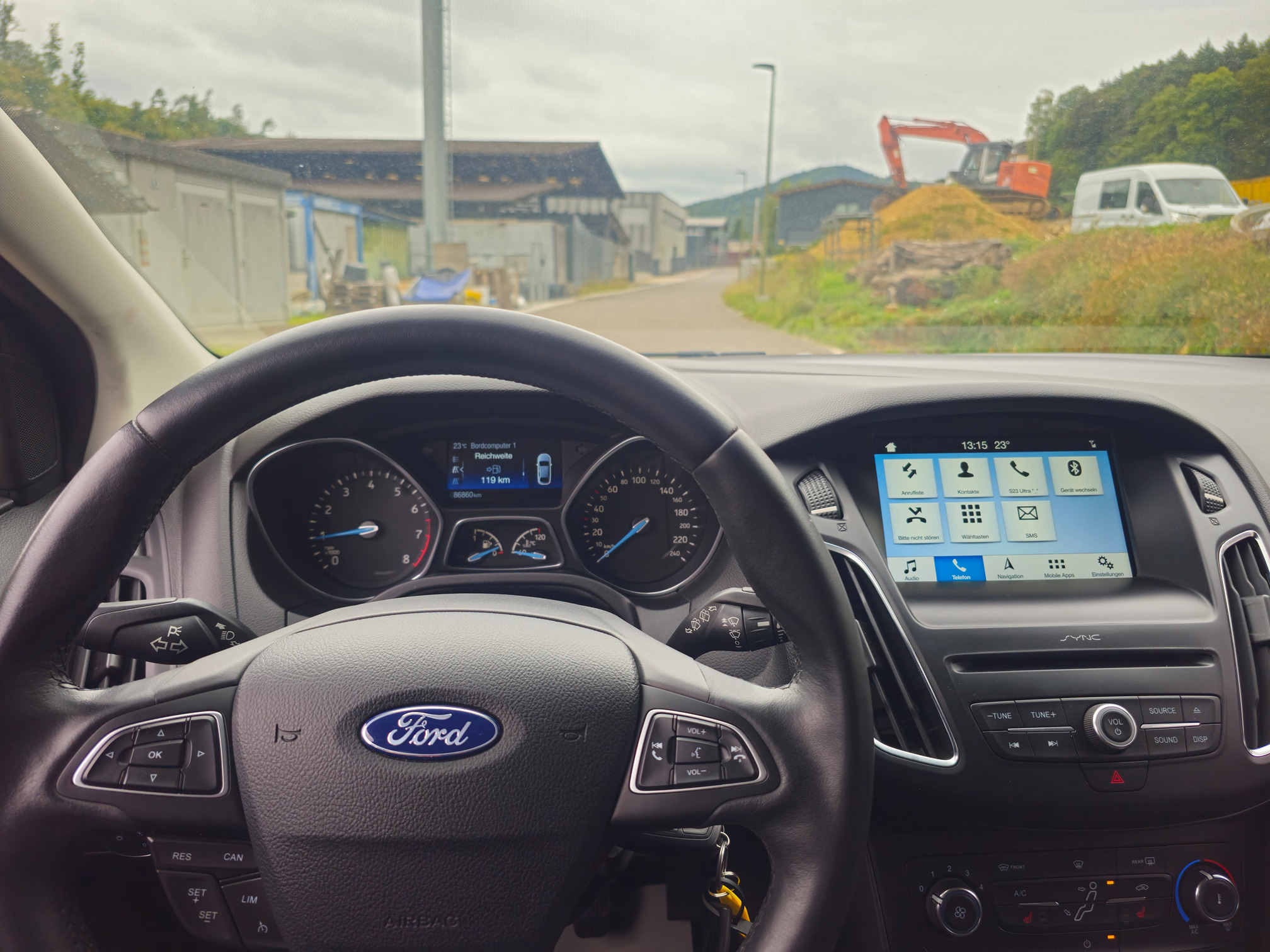 FORD Focus 1.0SCTi ECO — zdjęcie 11