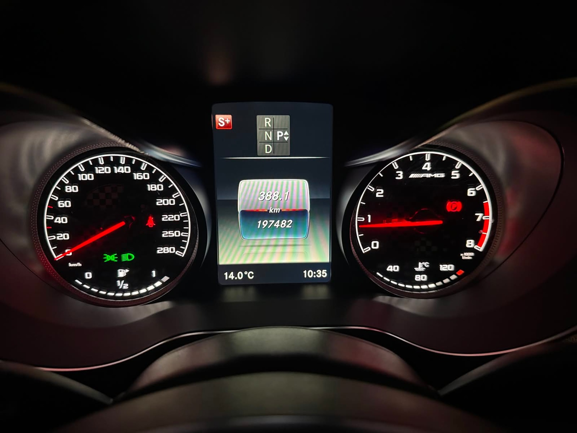 MERCEDES-BENZ AMG C 43 — zdjęcie 2