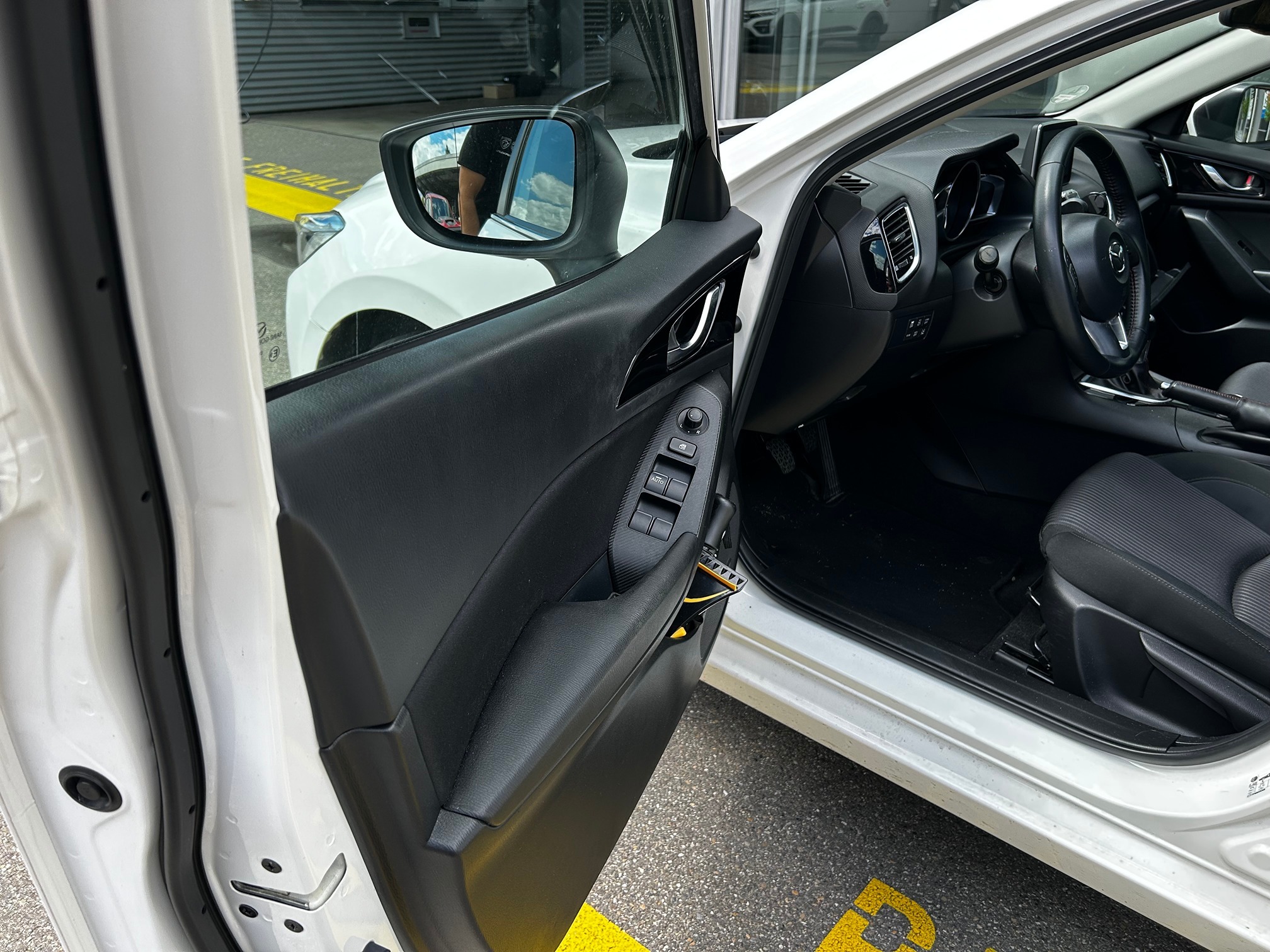 MAZDA 3 SkyG 165 HB — zdjęcie 7