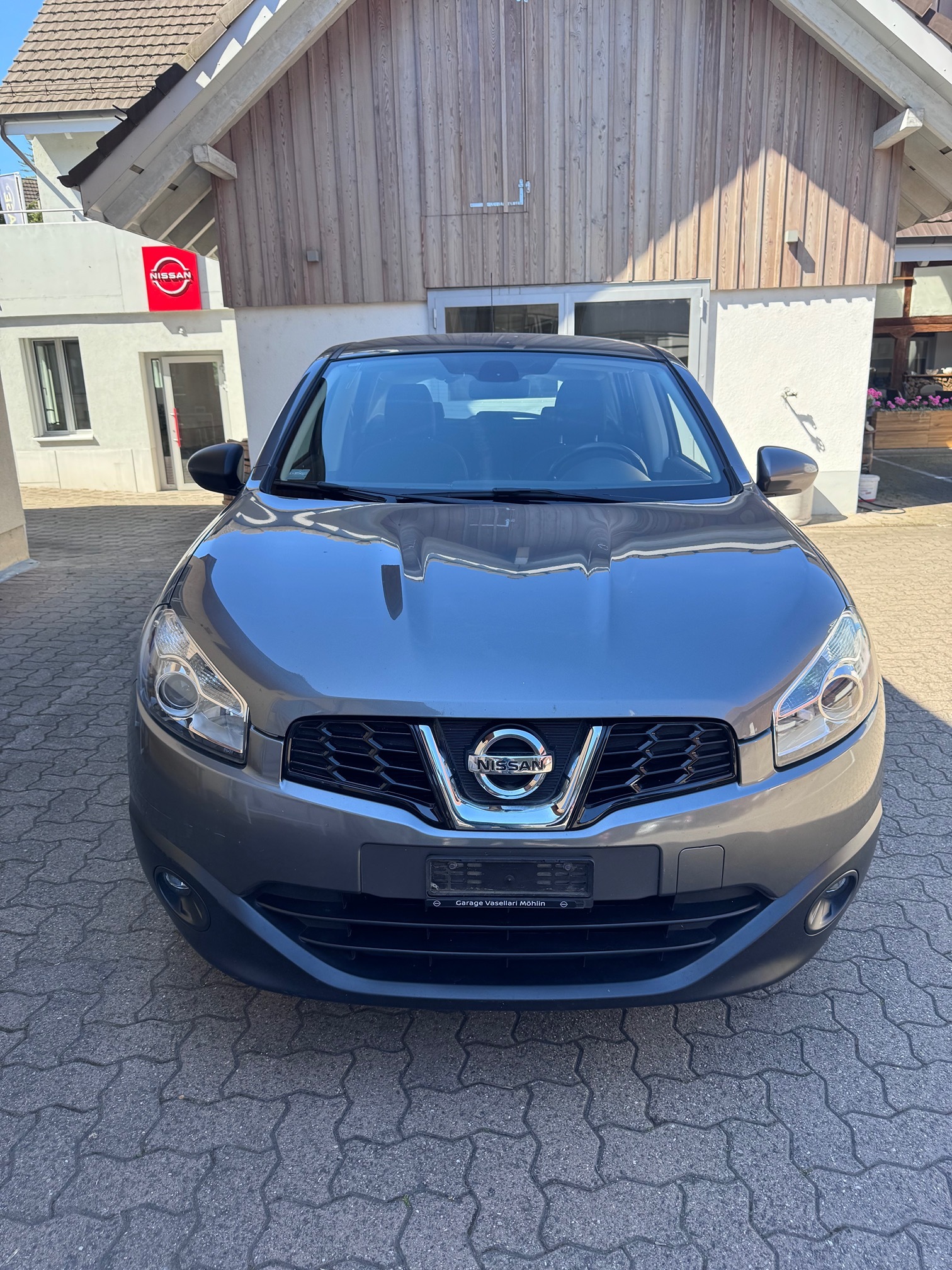 NISSAN Qashqai 1.6 — zdjęcie 5