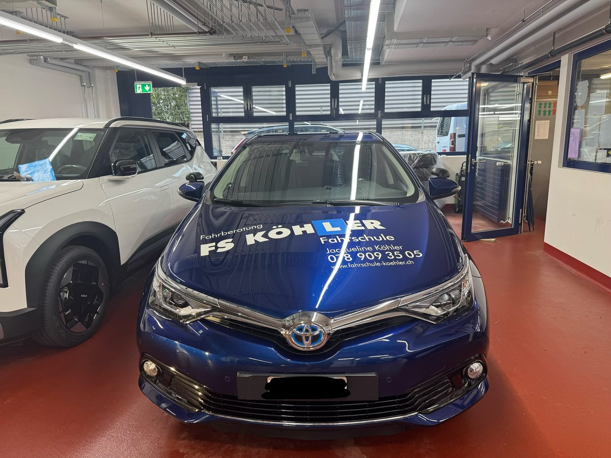 TOYOTA Auris HSD — zdjęcie 2