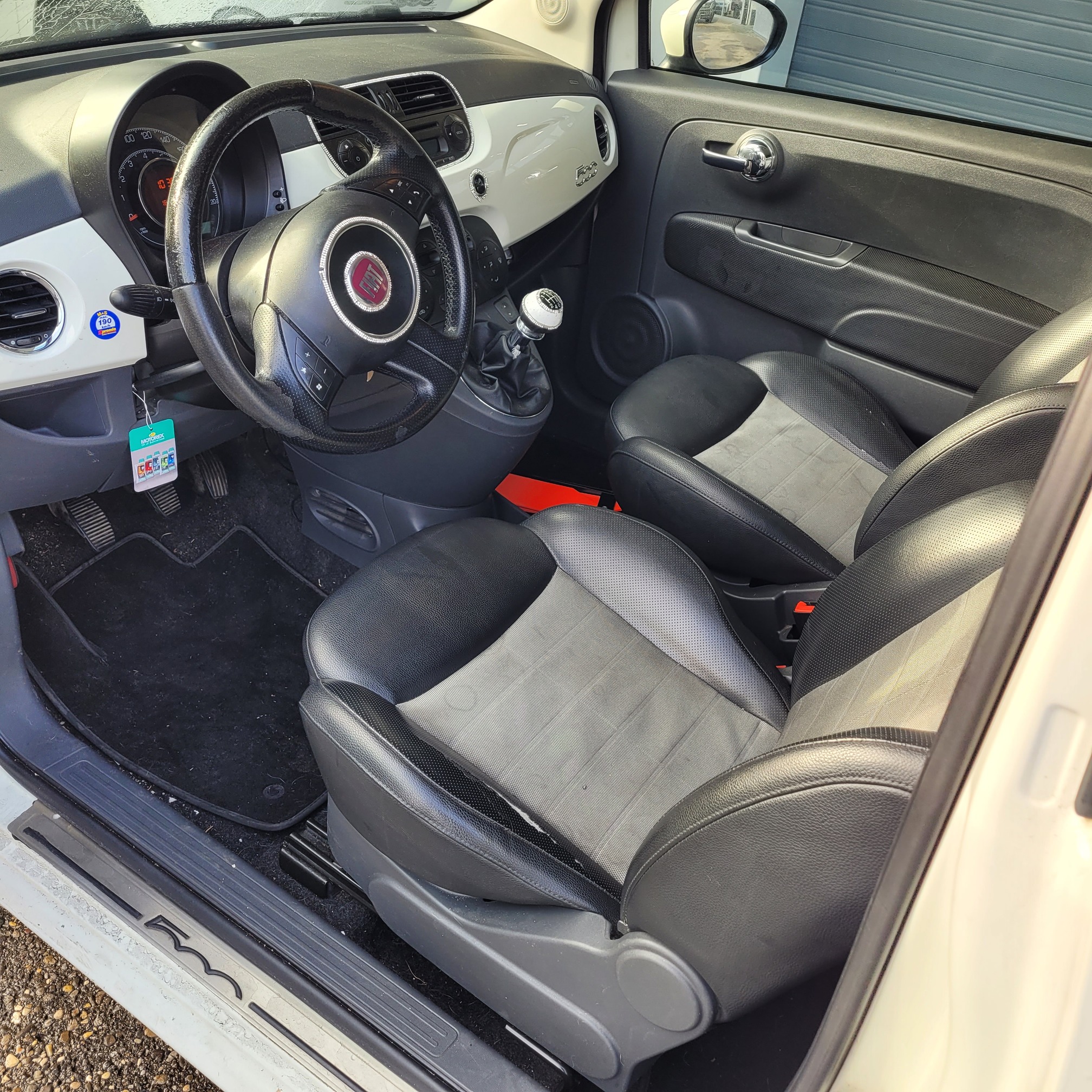FIAT 500 1.4 16V — zdjęcie 6